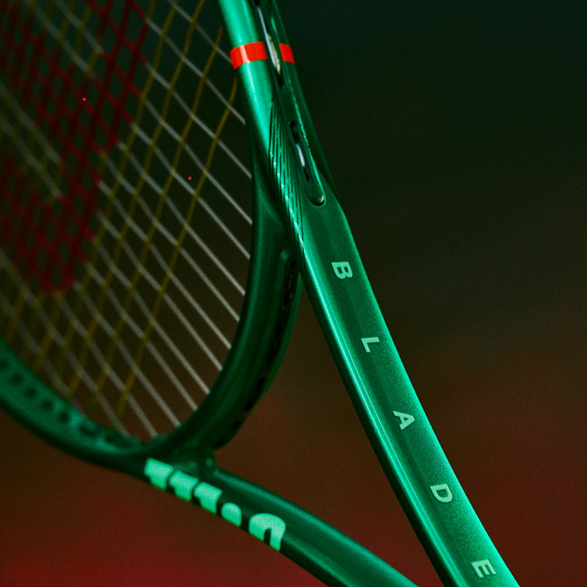 demo racket -  BLADE V10 