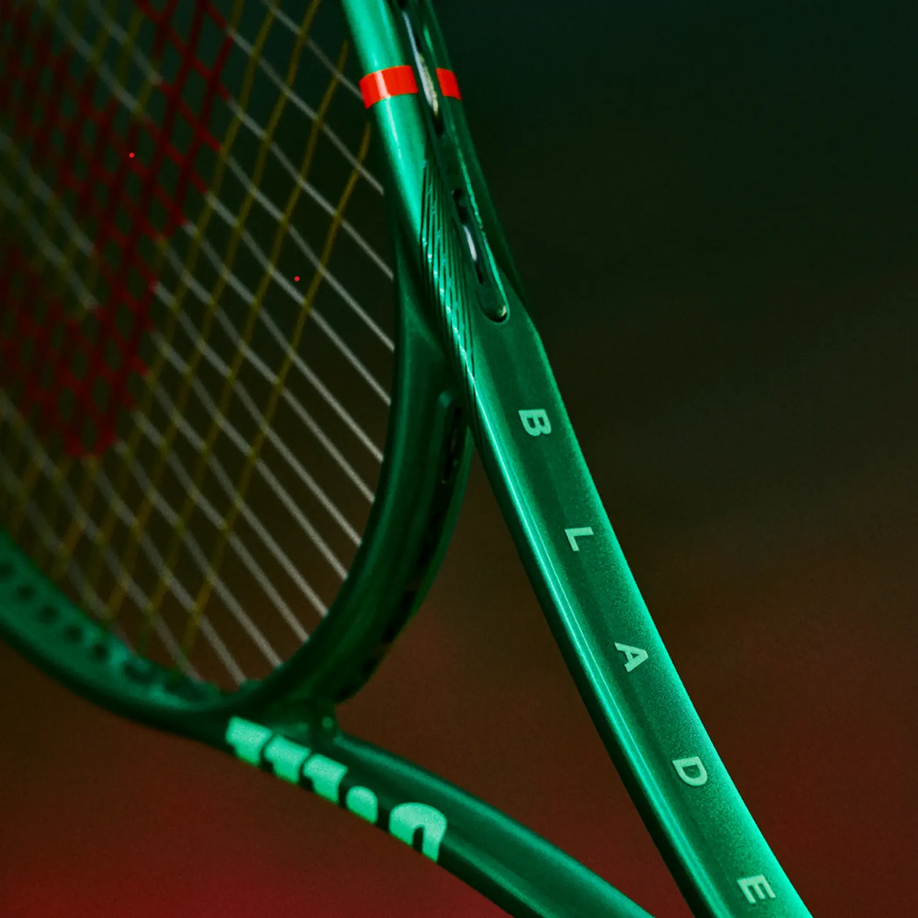 demo racket -  BLADE V10 