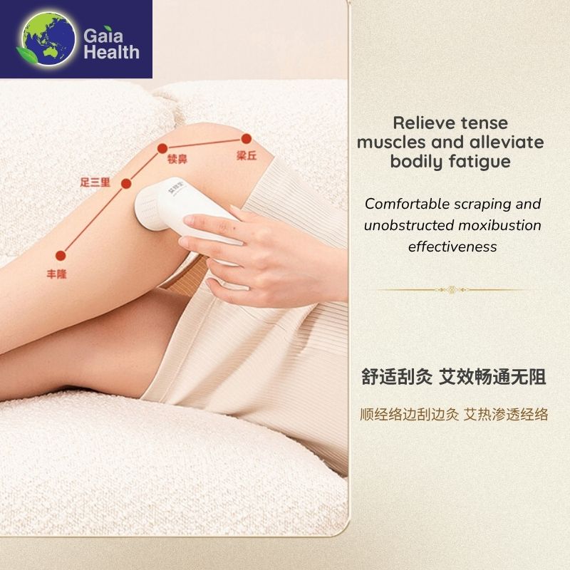 The Gaia device treating the knee joint, demonstrating its utility for targeted joint pain relief. The penetrating moxa heat is ideal for dispelling coldness from joints and improving flexibility caused by inflammation.