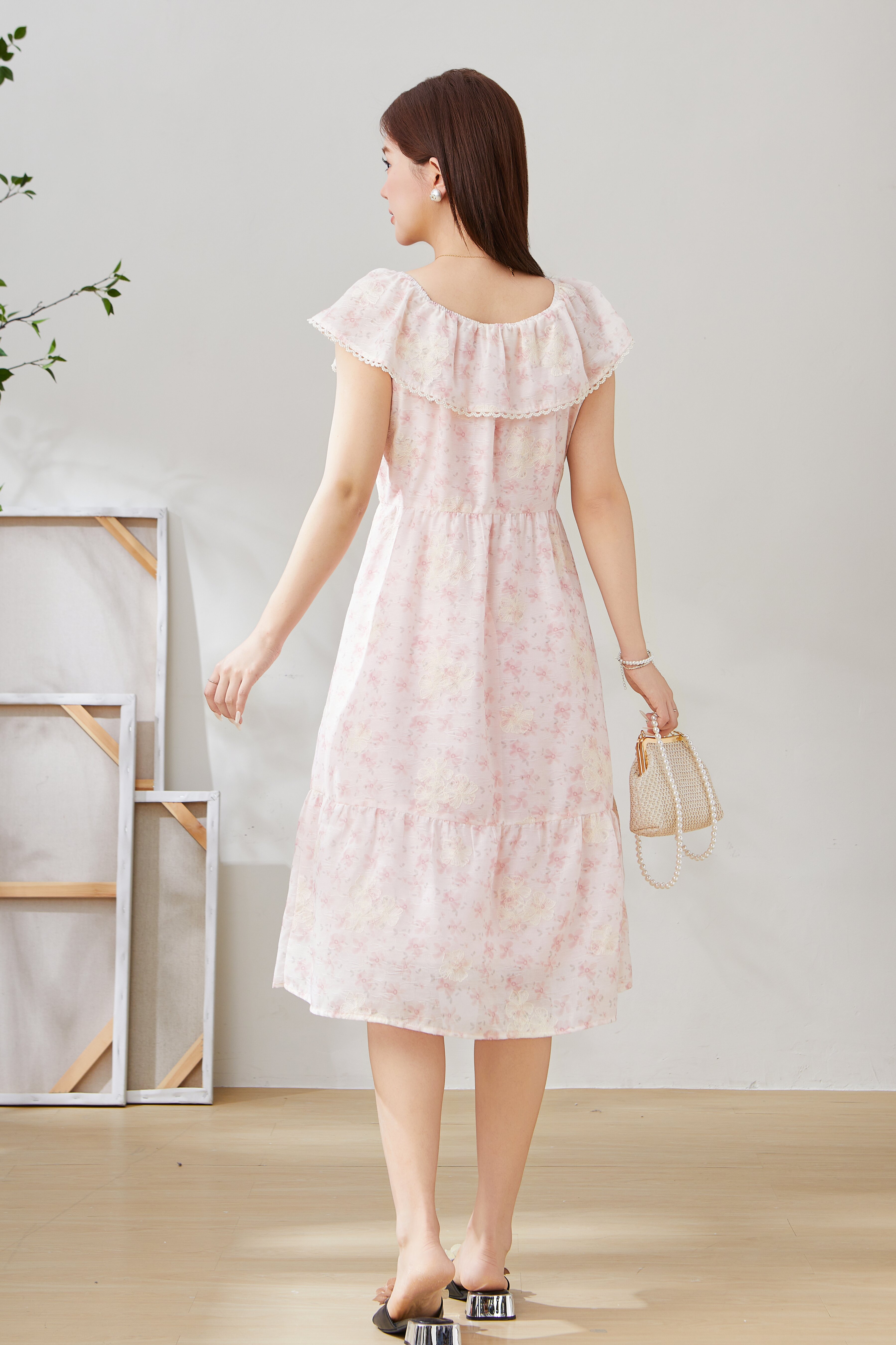 Doll Collar Slimming Floral Dress EXQ5350