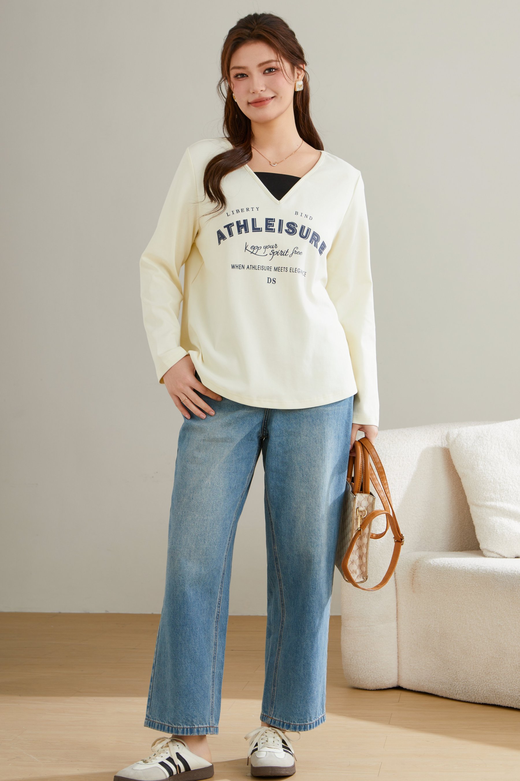 Fake Two-Piece V-Neck Letter Print Long Sleeve T-Shirt ECZ2537