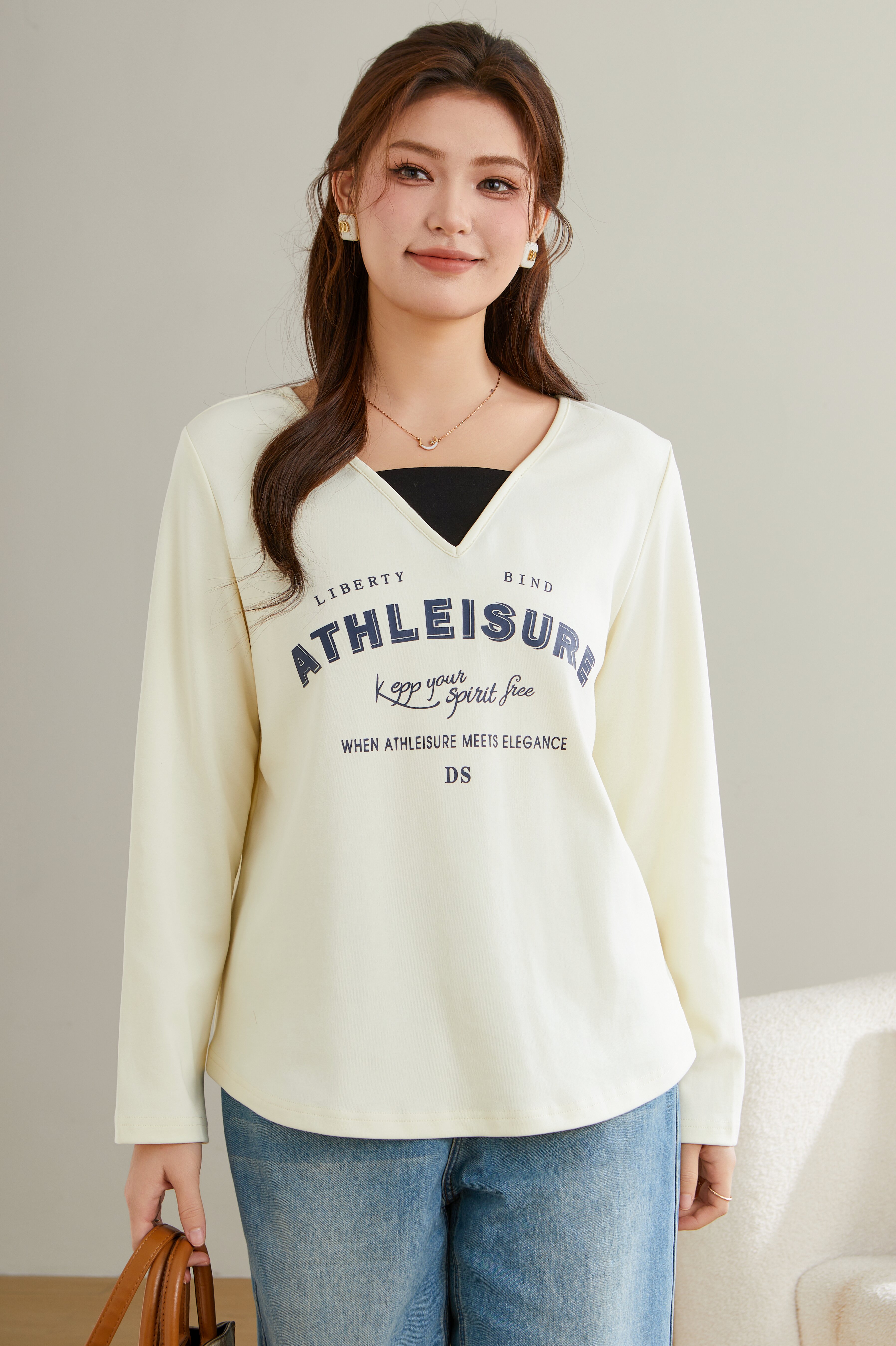 Fake Two-Piece V-Neck Letter Print Long Sleeve T-Shirt ECZ2537