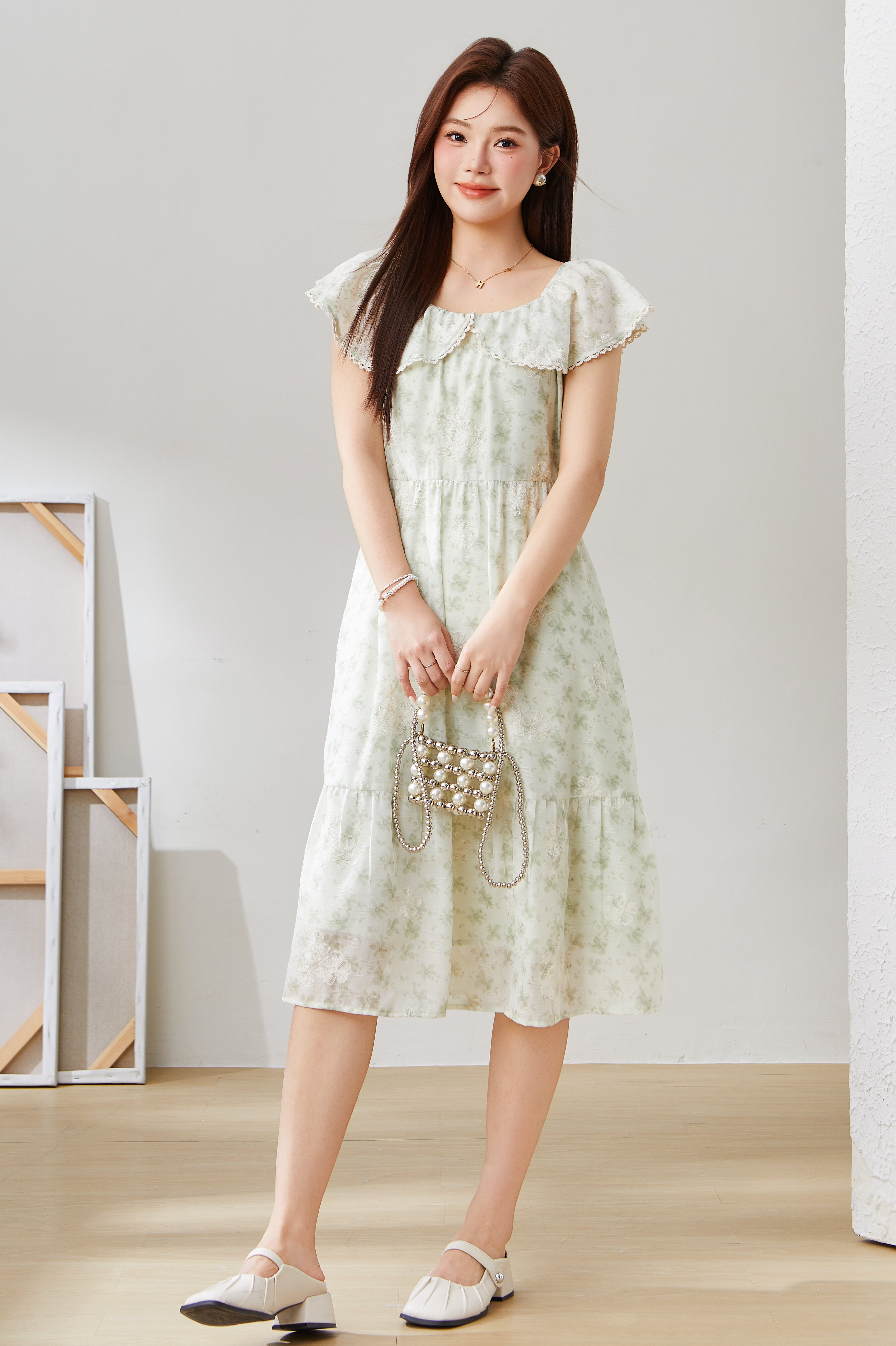 Doll Collar Slimming Floral Dress EXQ5350