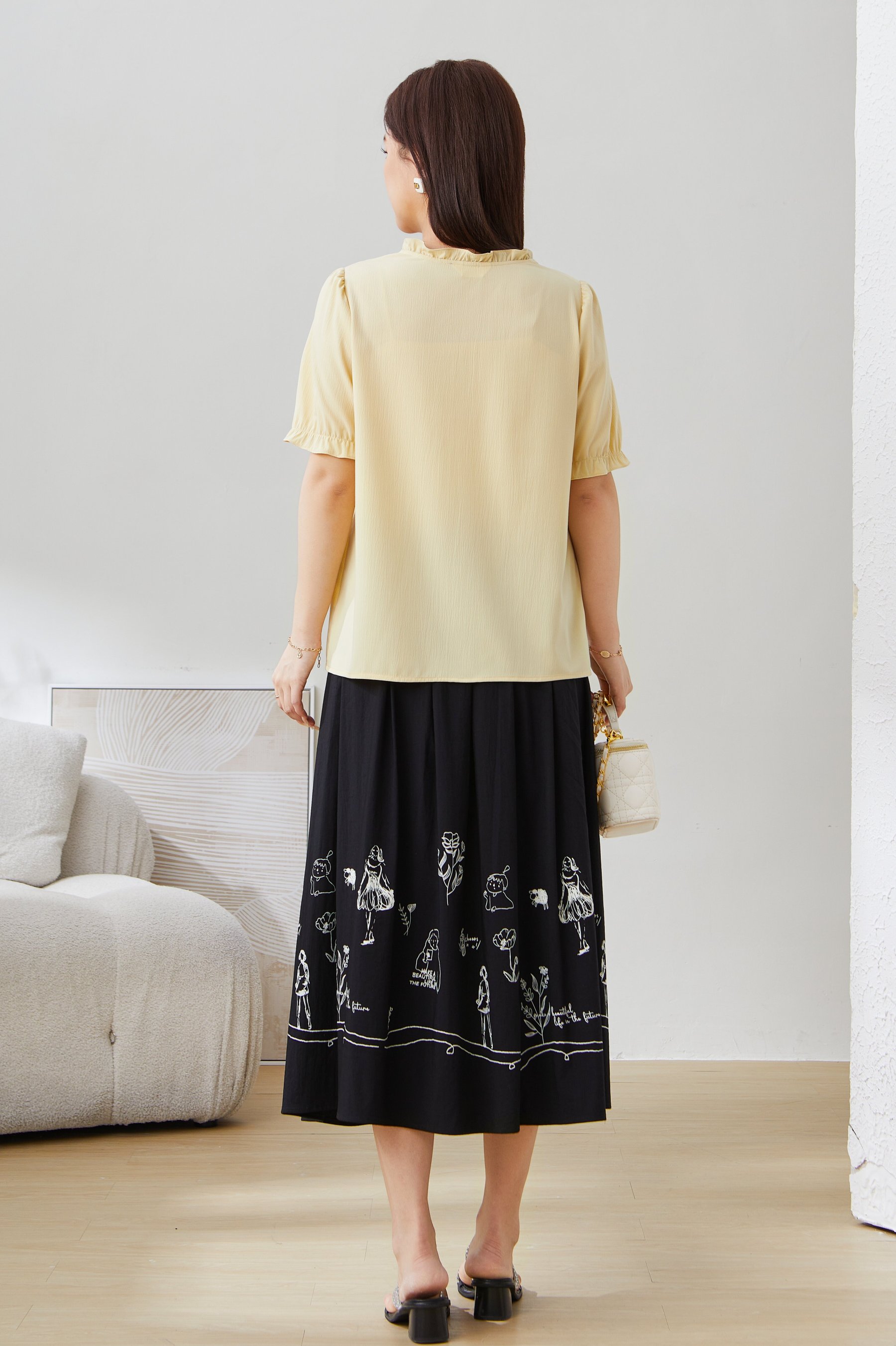 Ruffled Edge Tie Bubble Sleeve Blouse EXA5158