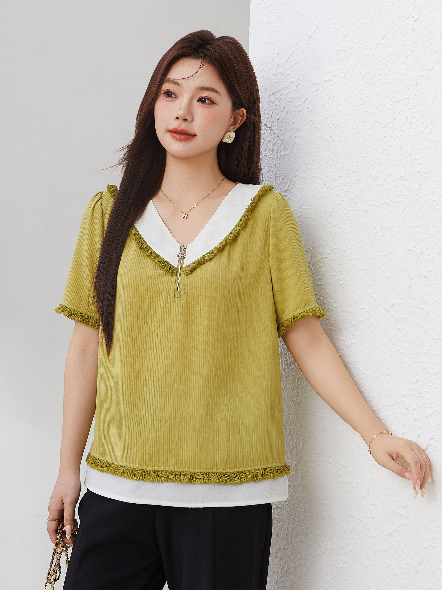 Color-Block Fake Two-Piece Patchwork Fringe Top EXA5035