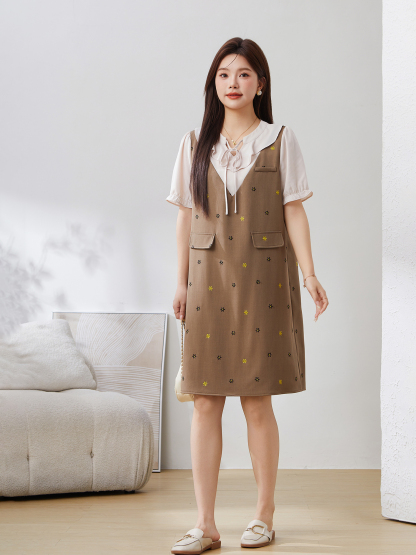 Ruffle Trim Embroidered Dress EXQ5011