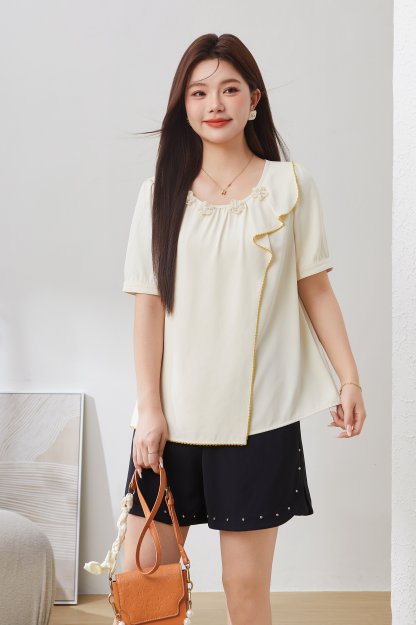 Ruffled Edge Embroidered Blouse EXA3055