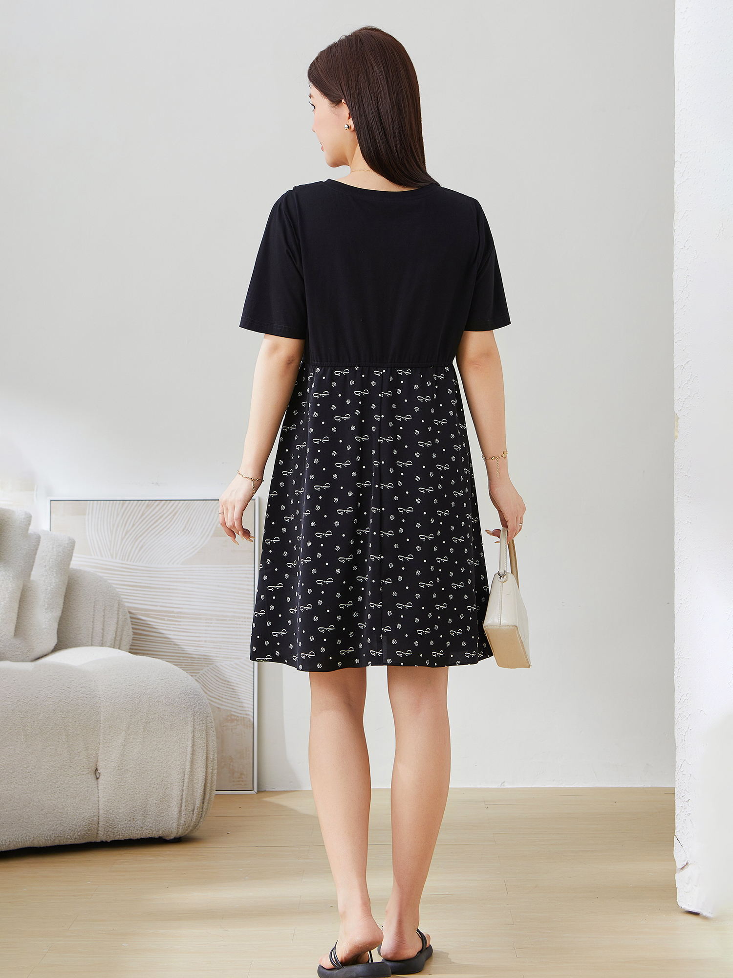 round Neck Hollow-out Cinched Floral Dress Exq5216