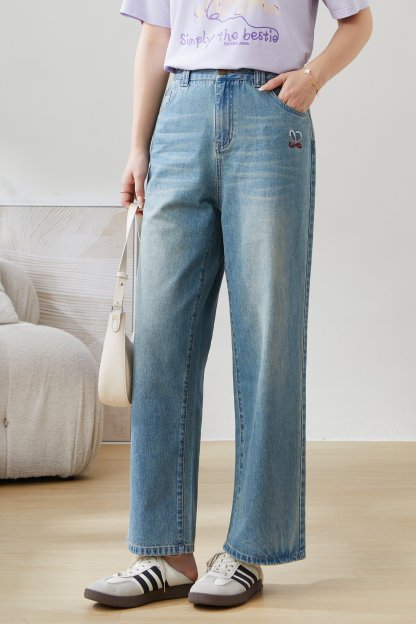 Embroidered Retro Wide-Leg Jeans EXK5119