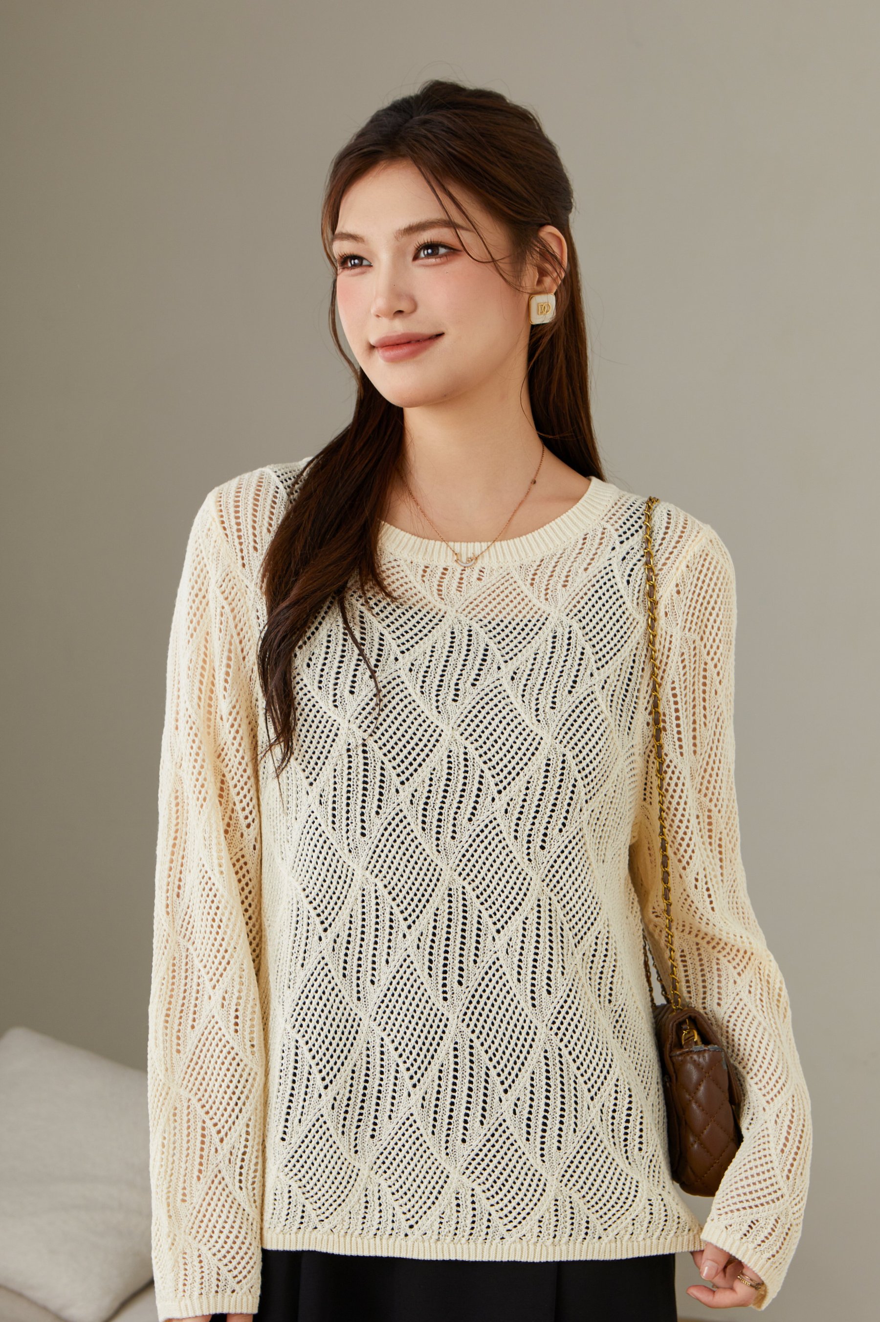 Round Neck Hollow Sweater DDMY1899