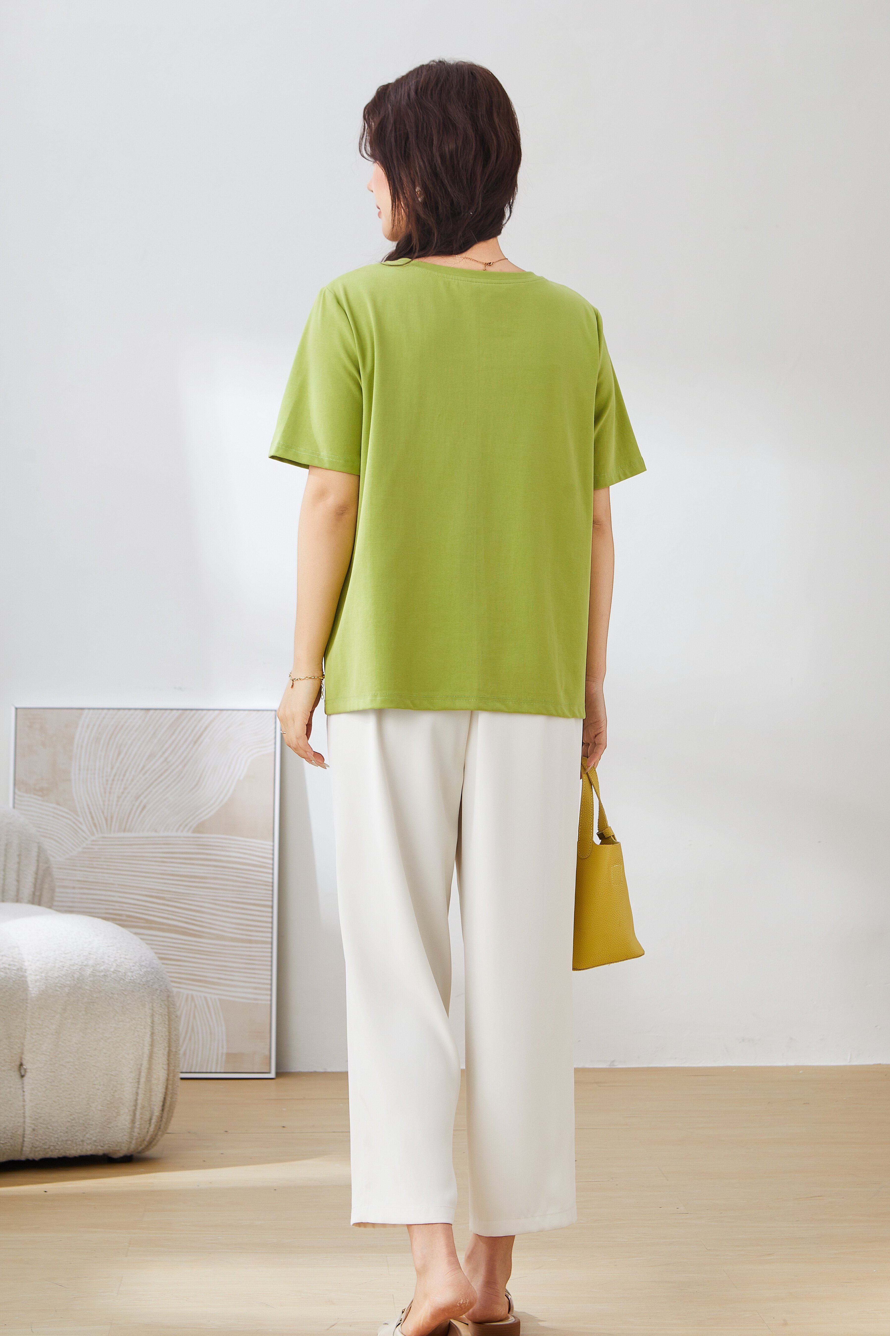 Loose Round Neck Cream Style Printed Top EXZ3007