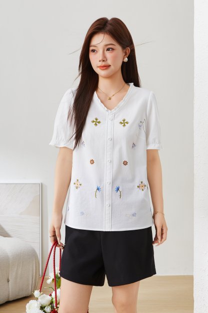 Colorful Embroidered Heavy Craft Top with Ruffled Edges EXA5398