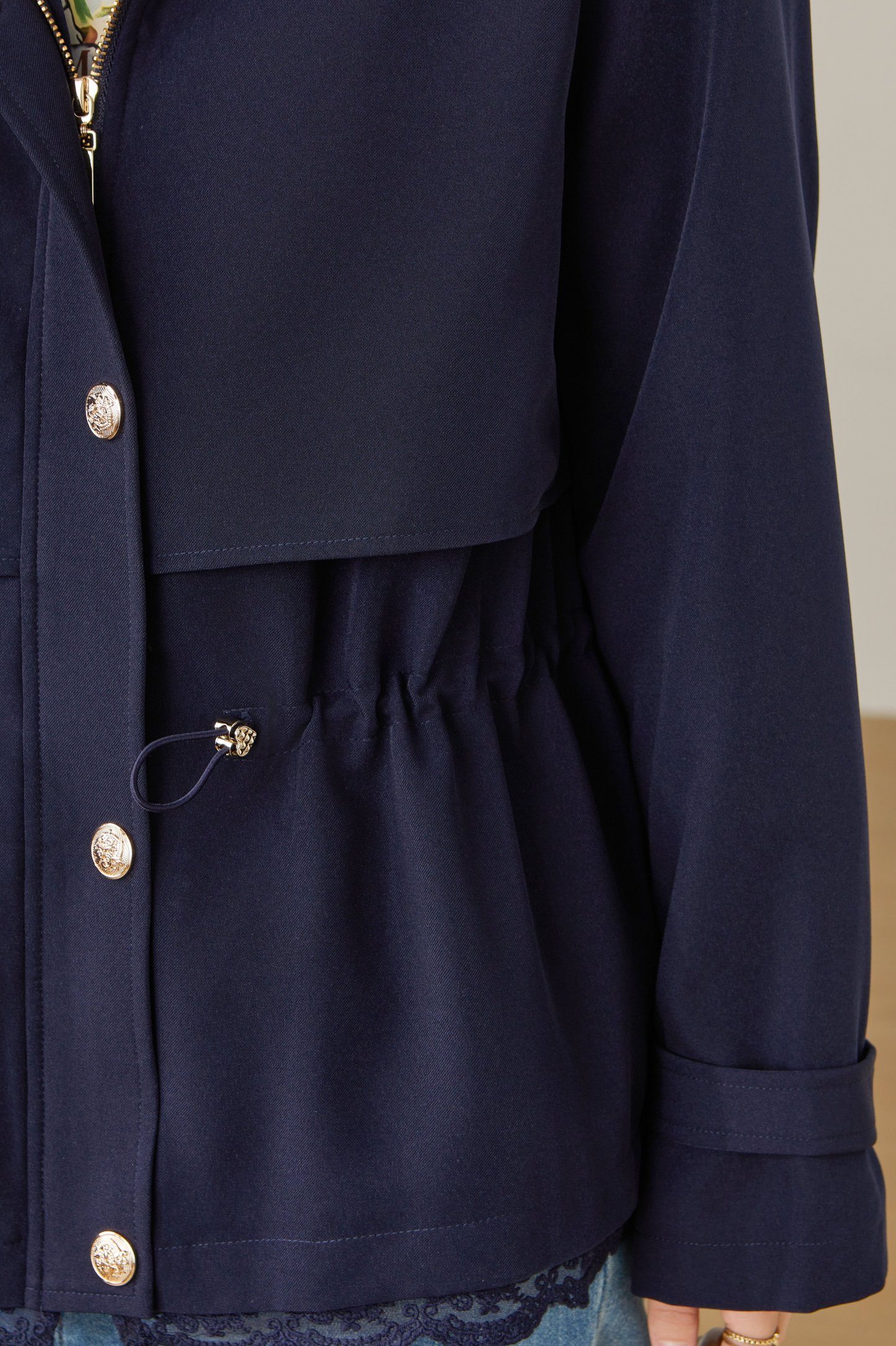 Lace patchwork waistcoat DDW2138