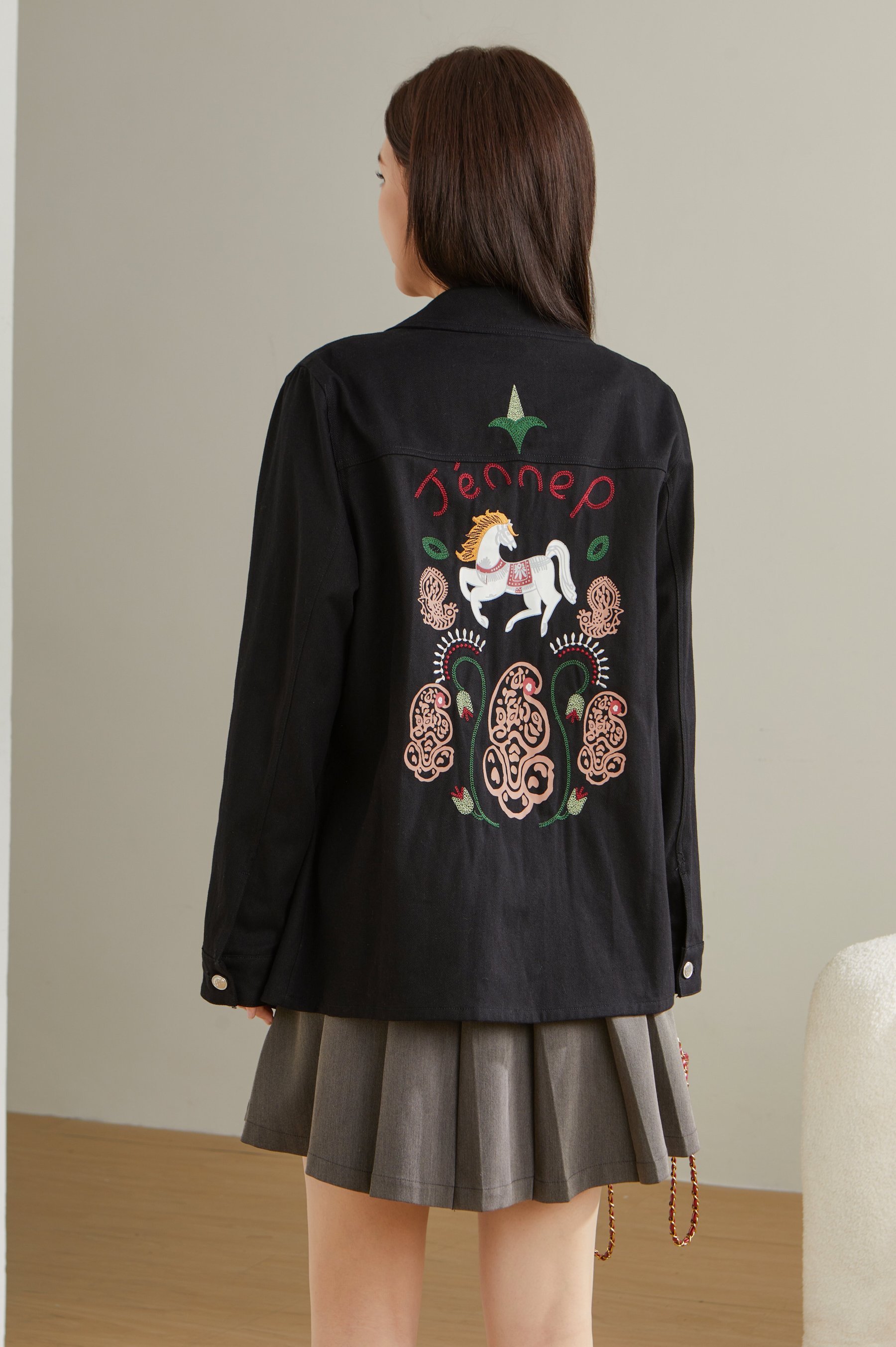 Embroidered Heavy Craft Thin Jacket ECW2532