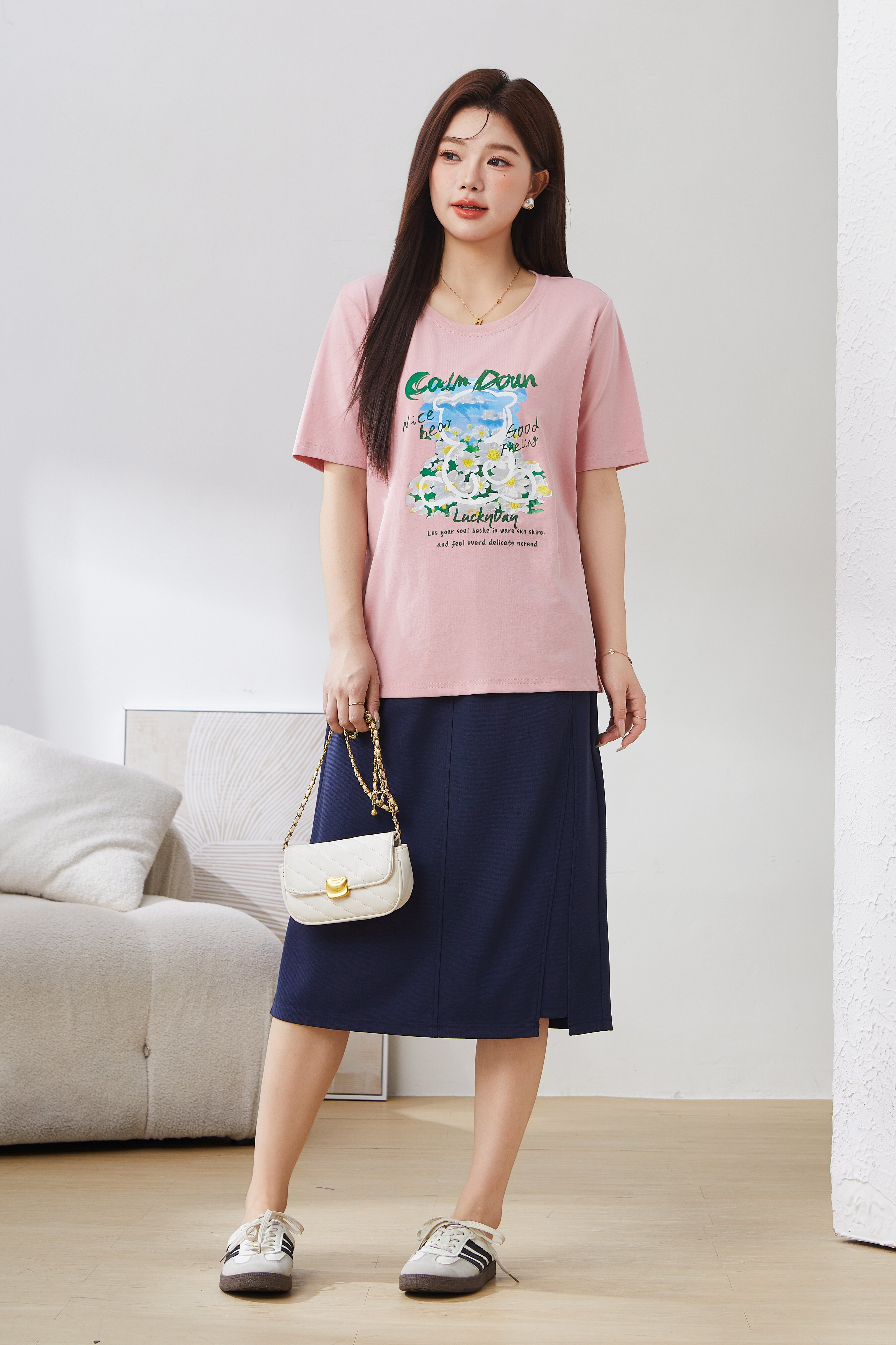 Loose Round Neck Cream Style Printed Top EXZ3007