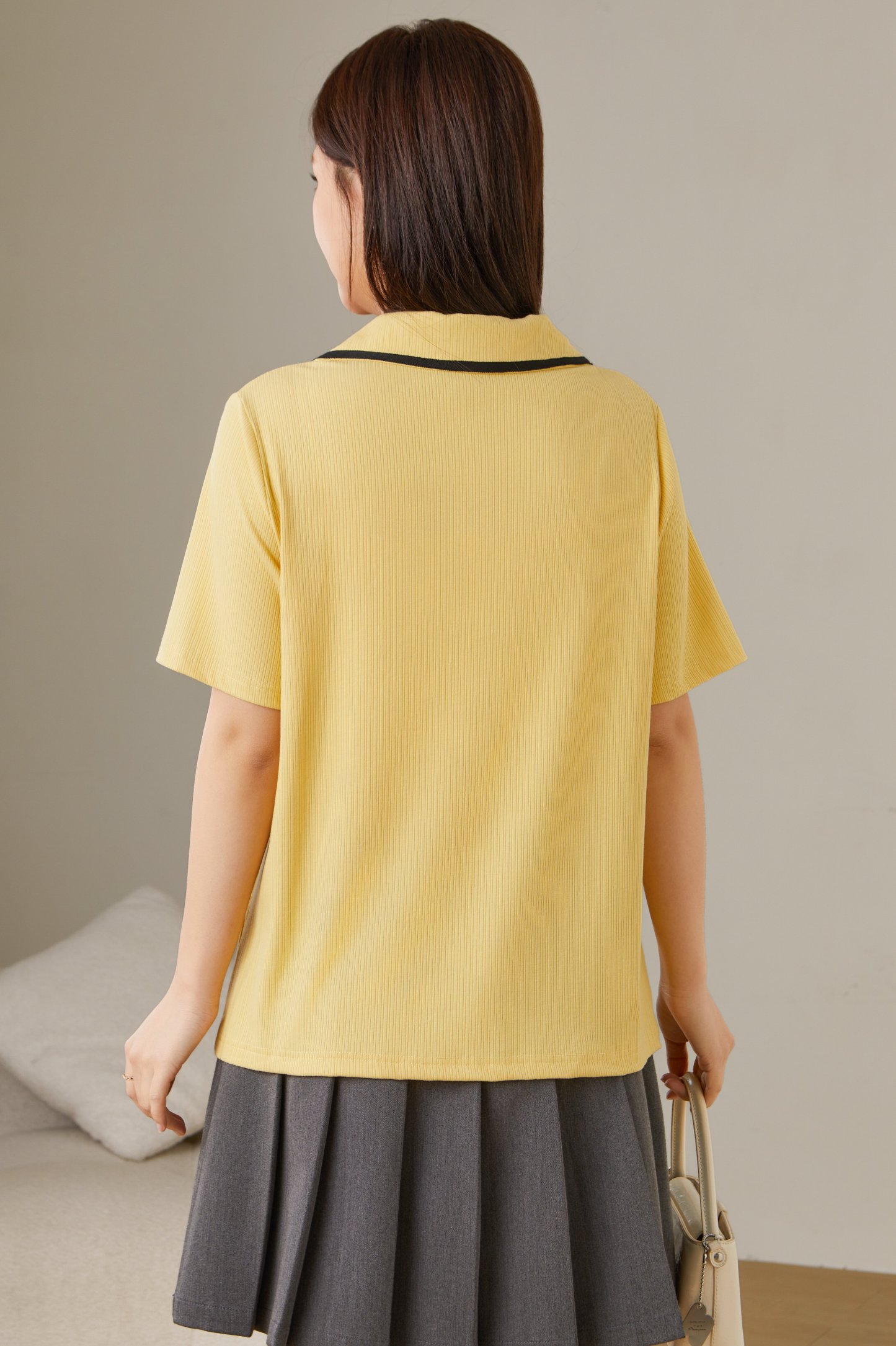 Color-Block Turn-Down Collar Knitted T-Shirt DXZ1638