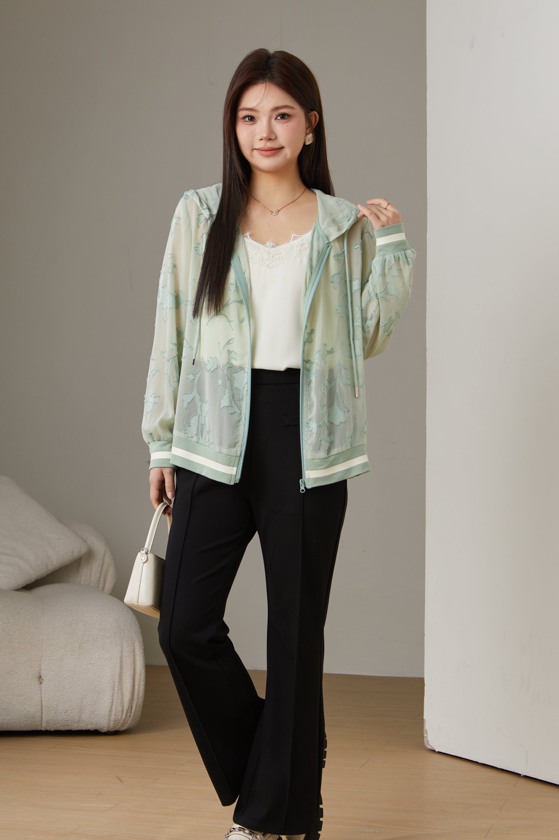 Jacquard Hooded Thin Jacket ECW2568N