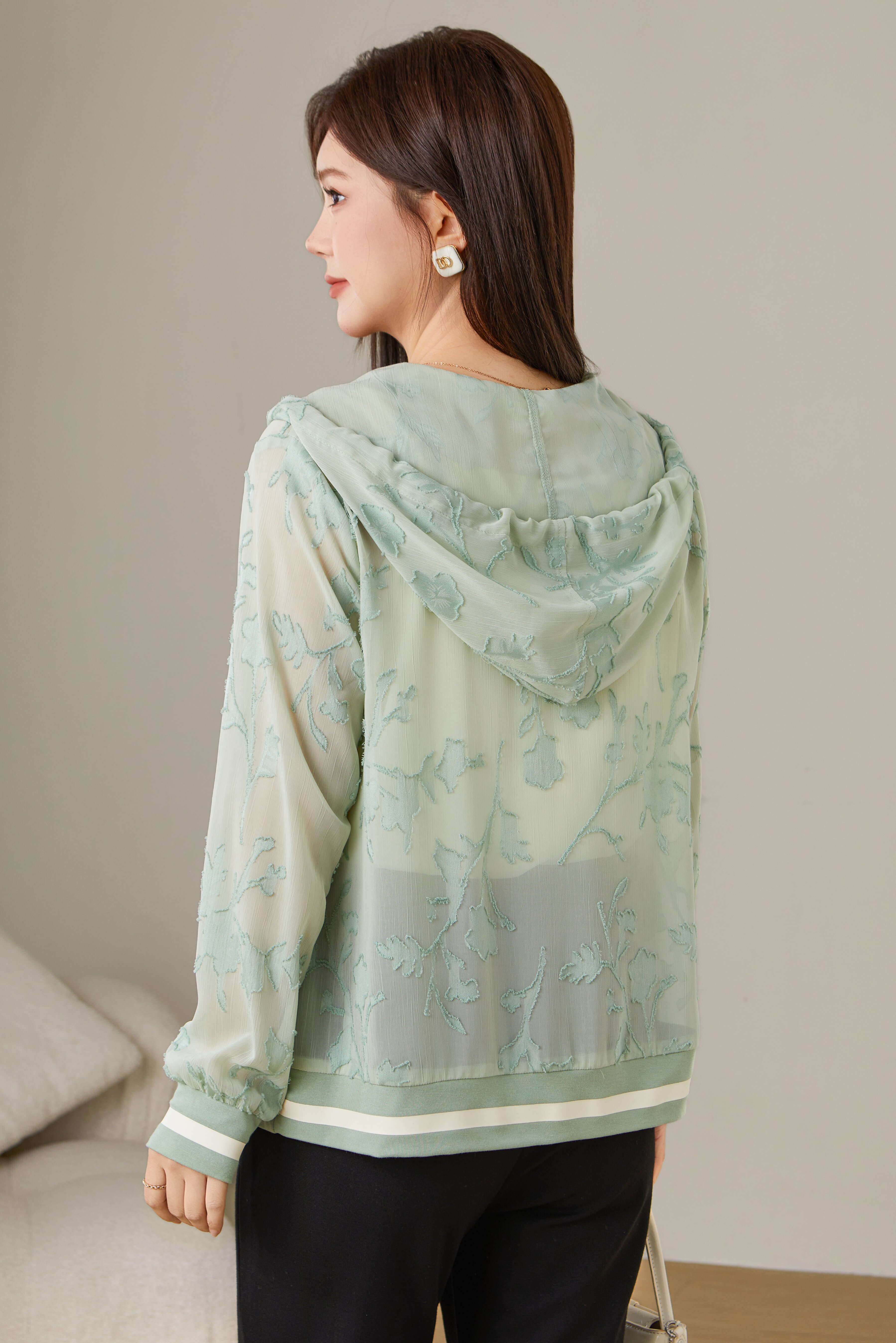 Jacquard Hooded Thin Jacket ECW2568N