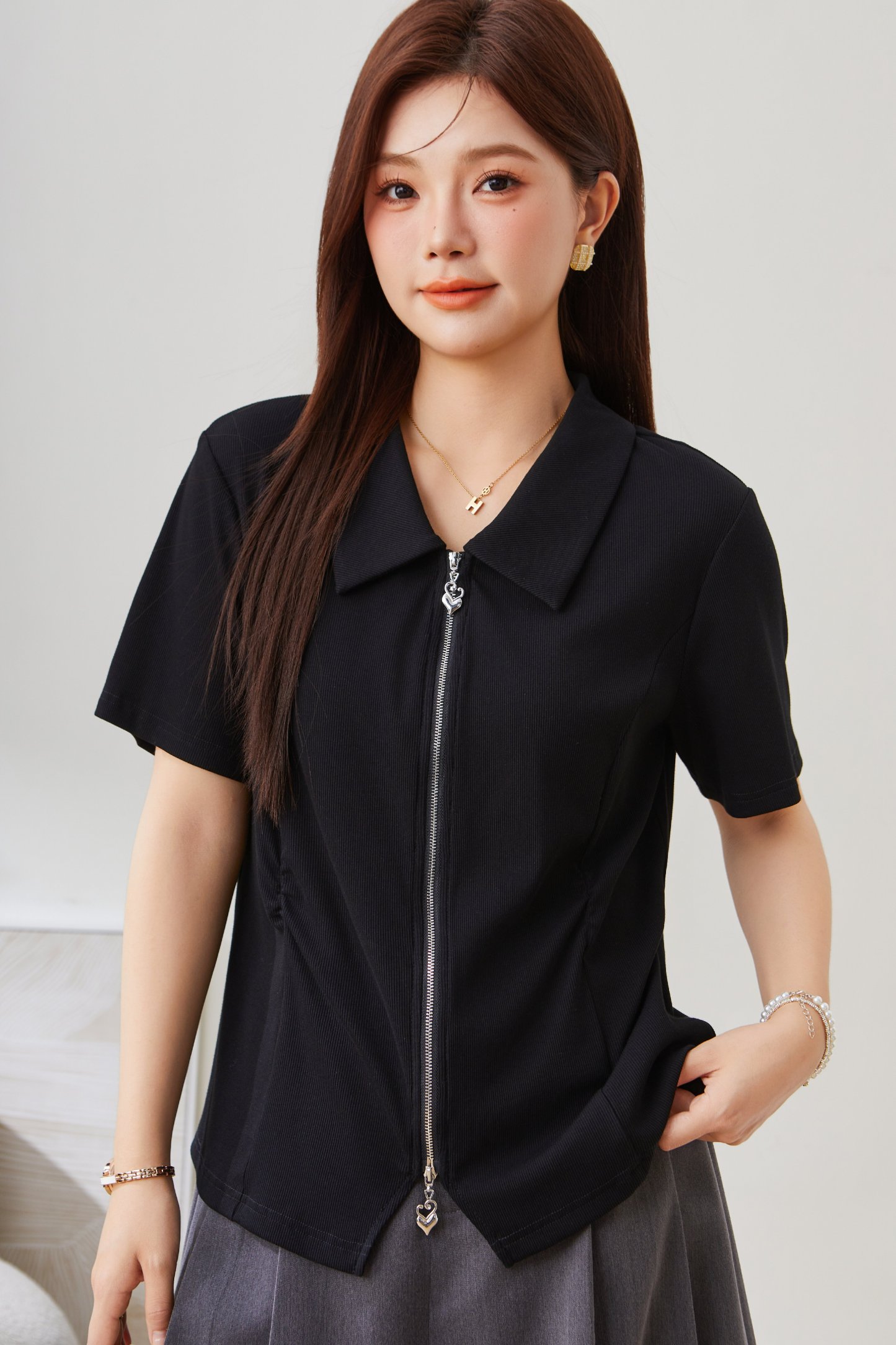 POLO Collar Zipper Pleated Short Sleeve Top EXZ5279