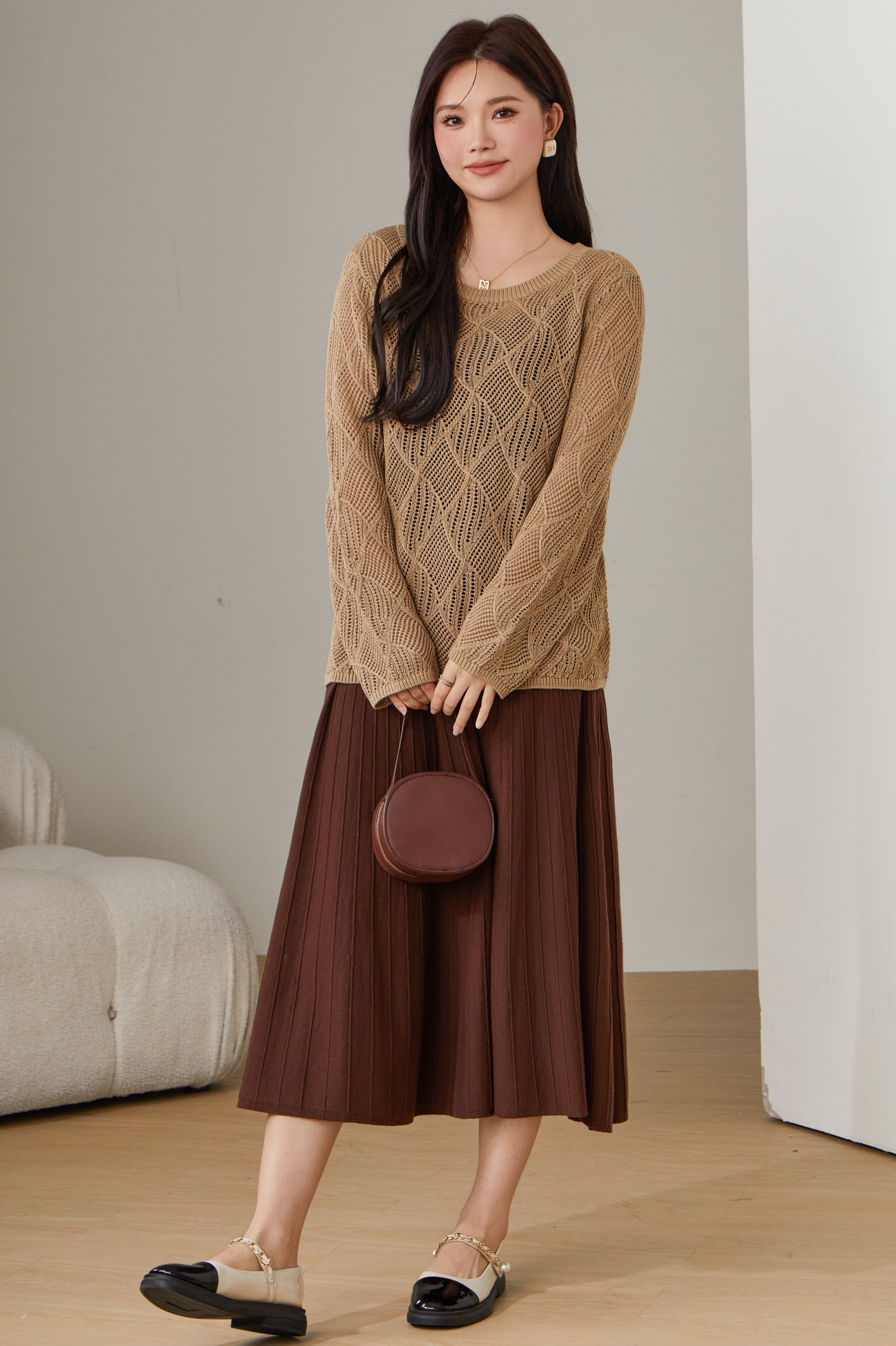 Round Neck Hollow Sweater DDMY1899
