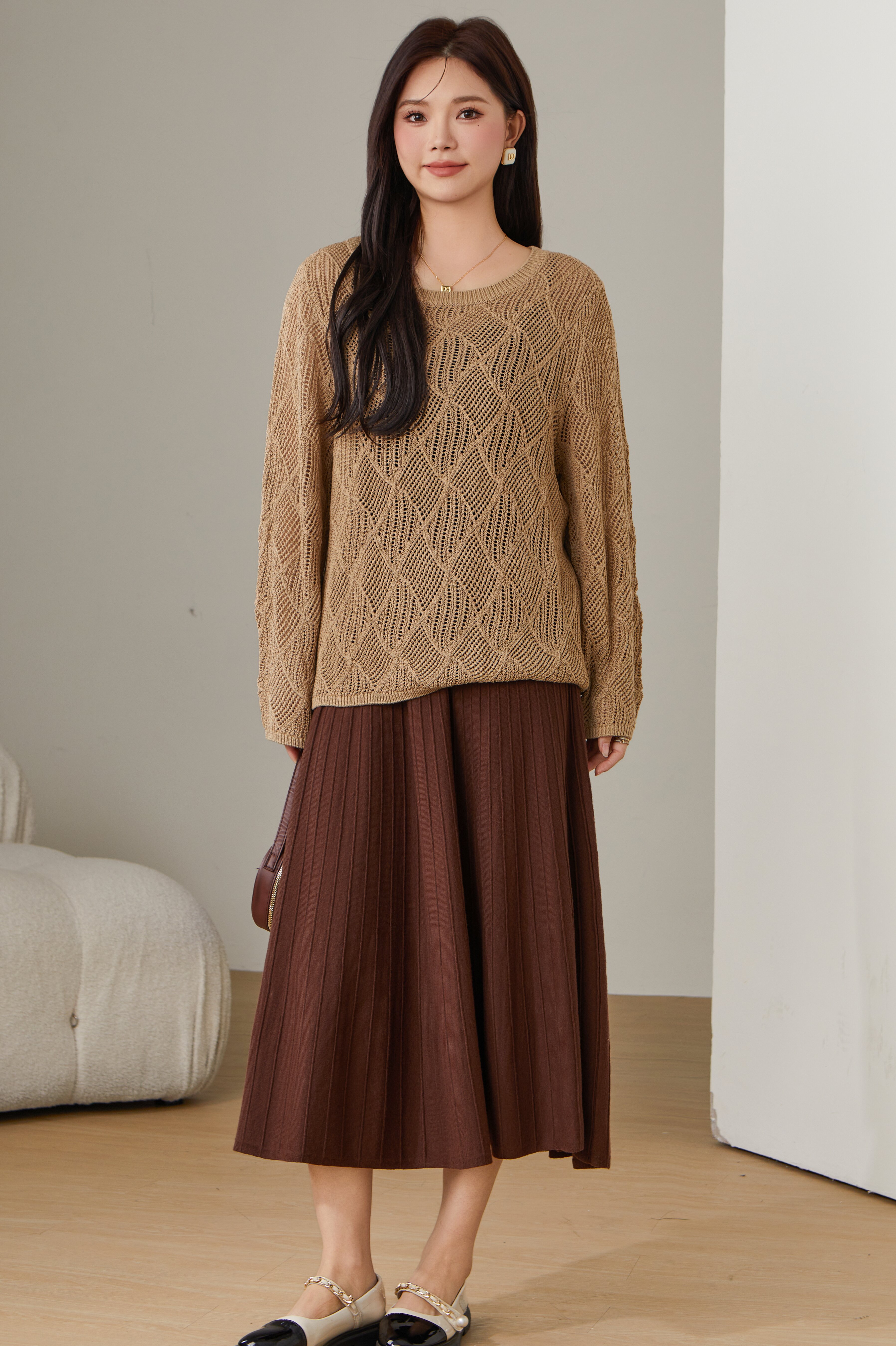 Round Neck Hollow Sweater DDMY1899