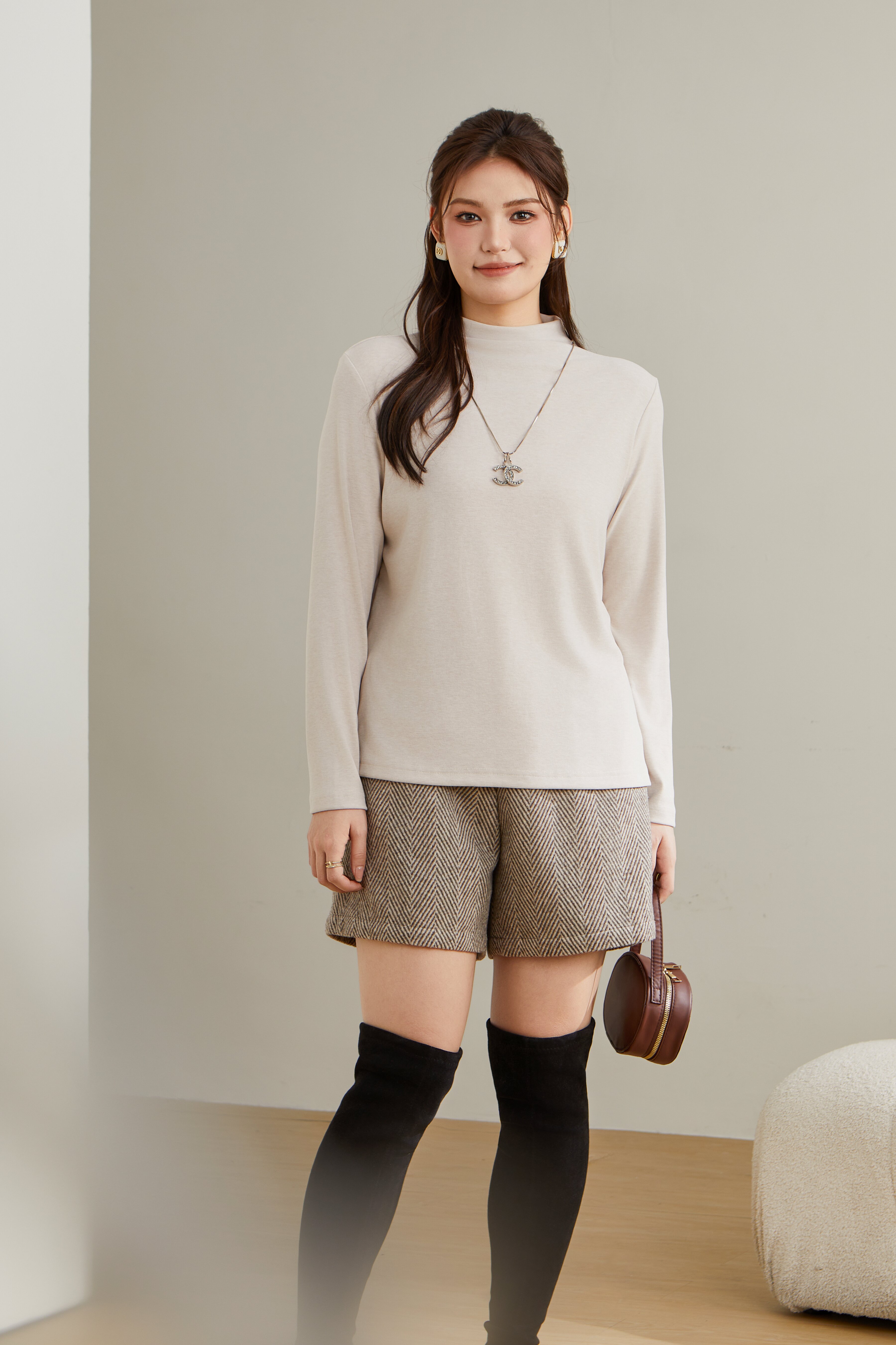 Warm Slim Fit Pile Collar Top DDZ2270