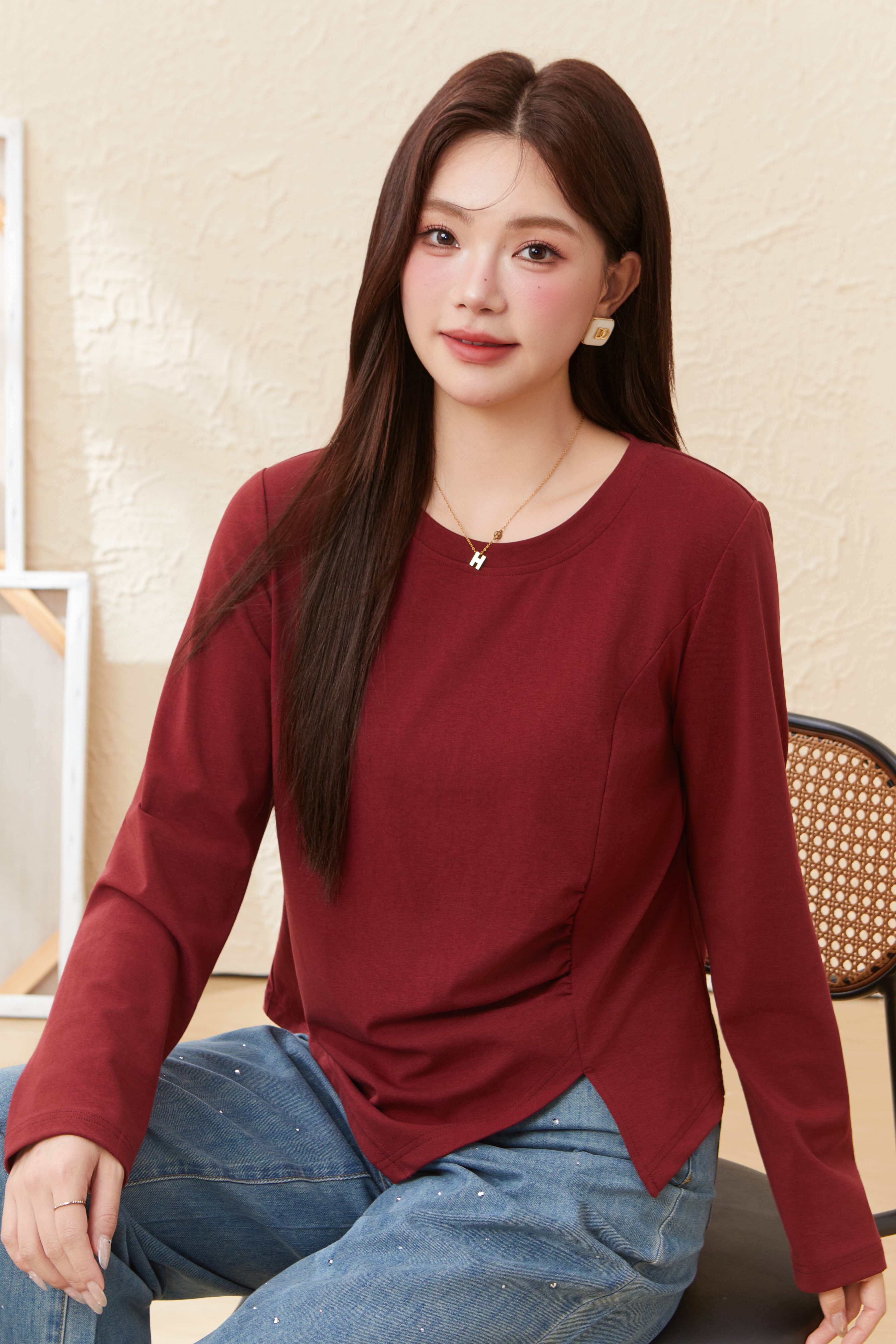Asymmetric Slit Hem Pleated Top EDZ5729