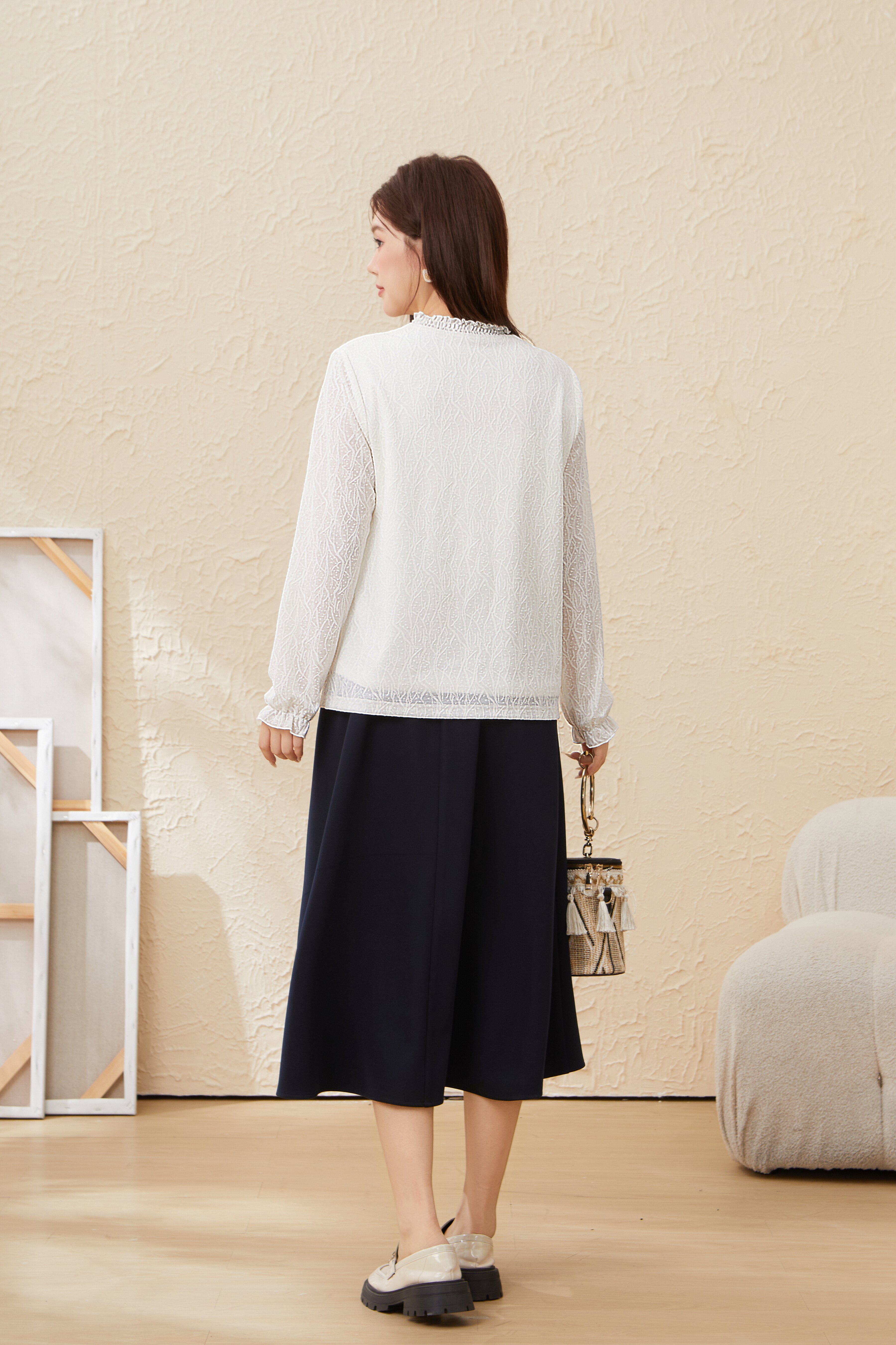 Extremely simple style slim fit top EDZ5799