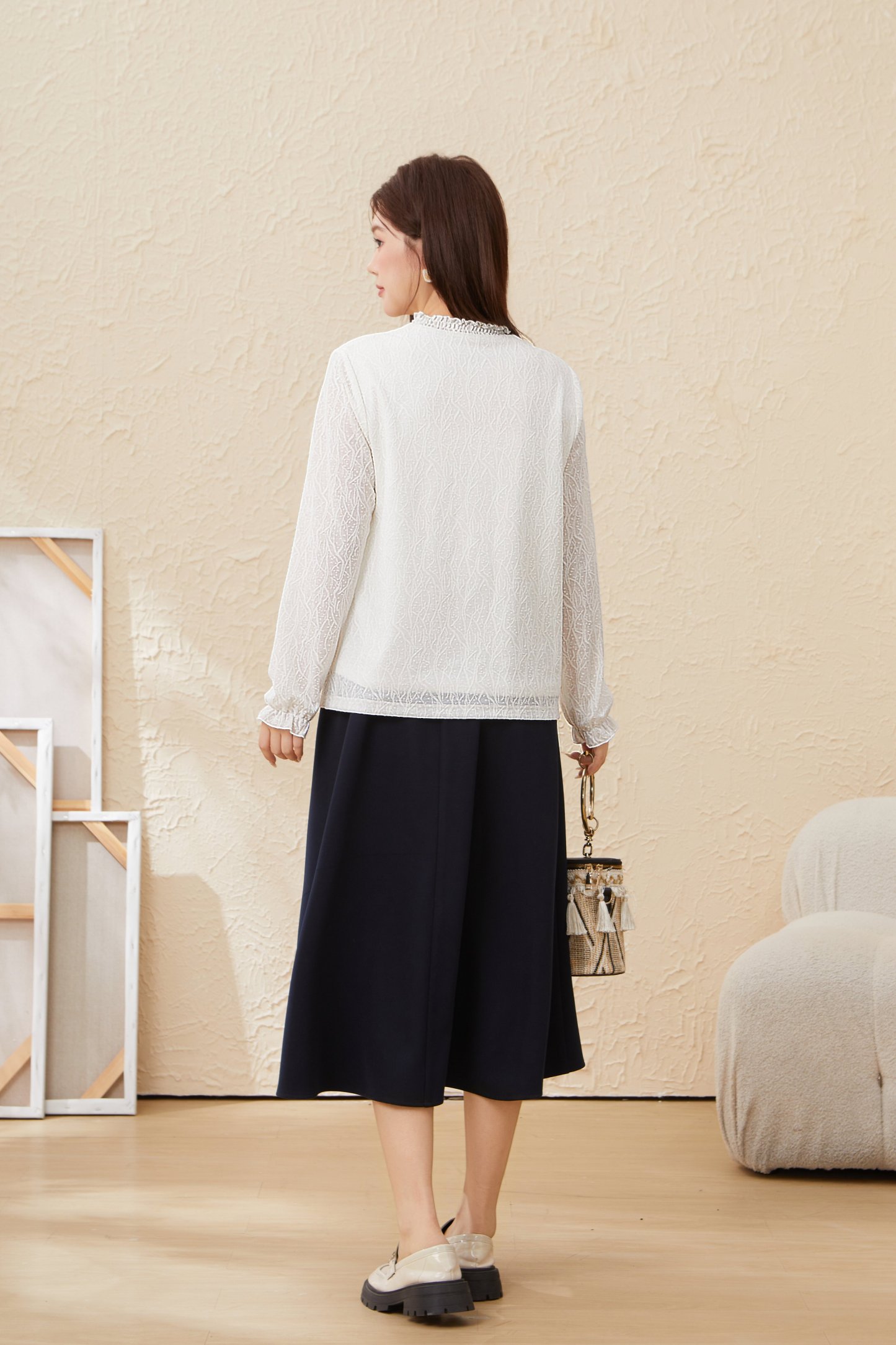 Extremely simple style slim fit top EDZ5799