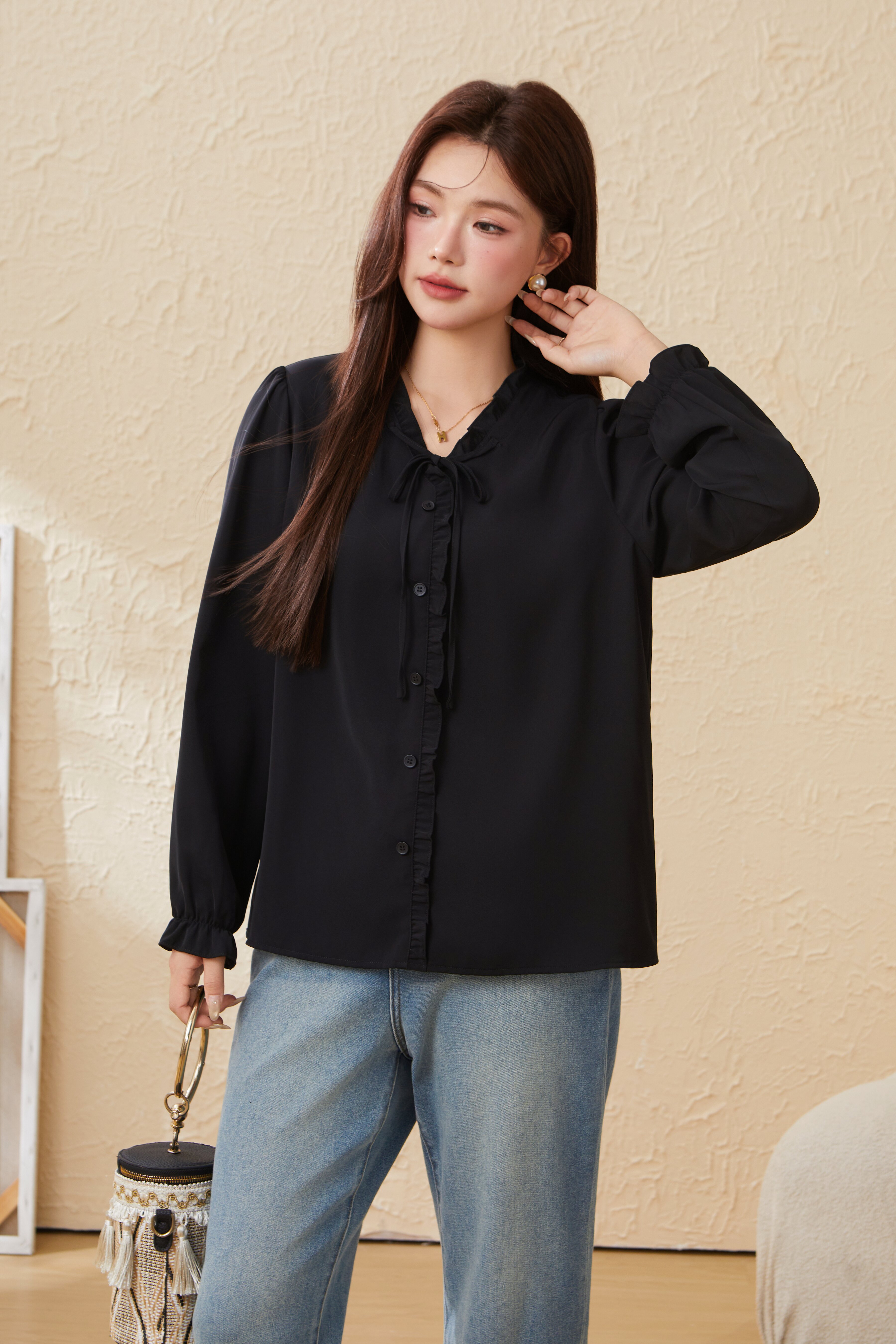 Fungus edged V-neck Fried Dough Twists rope temperament shirt EDA5833