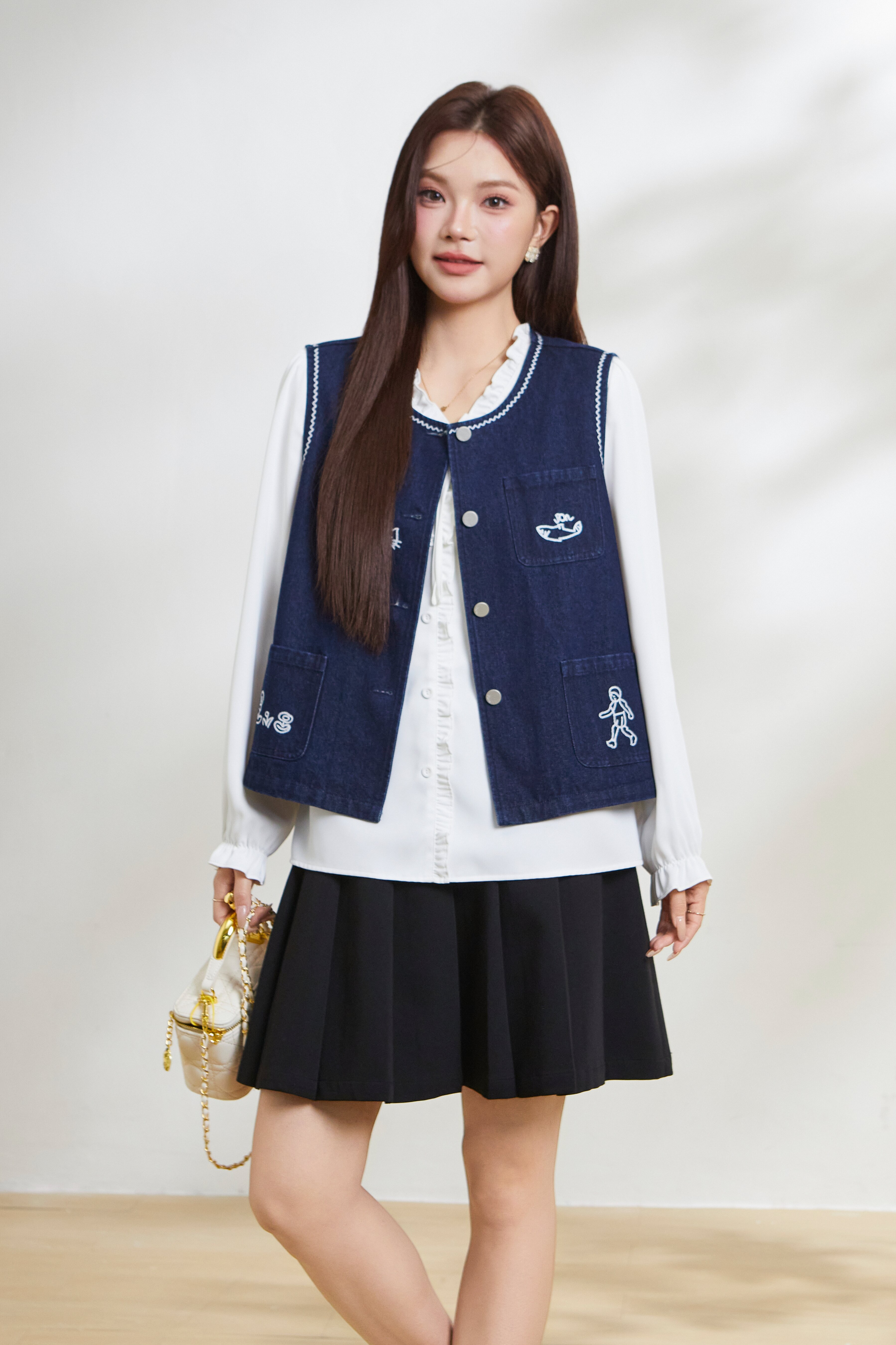 Embroidered Artistic Style Denim Vest FCW6920