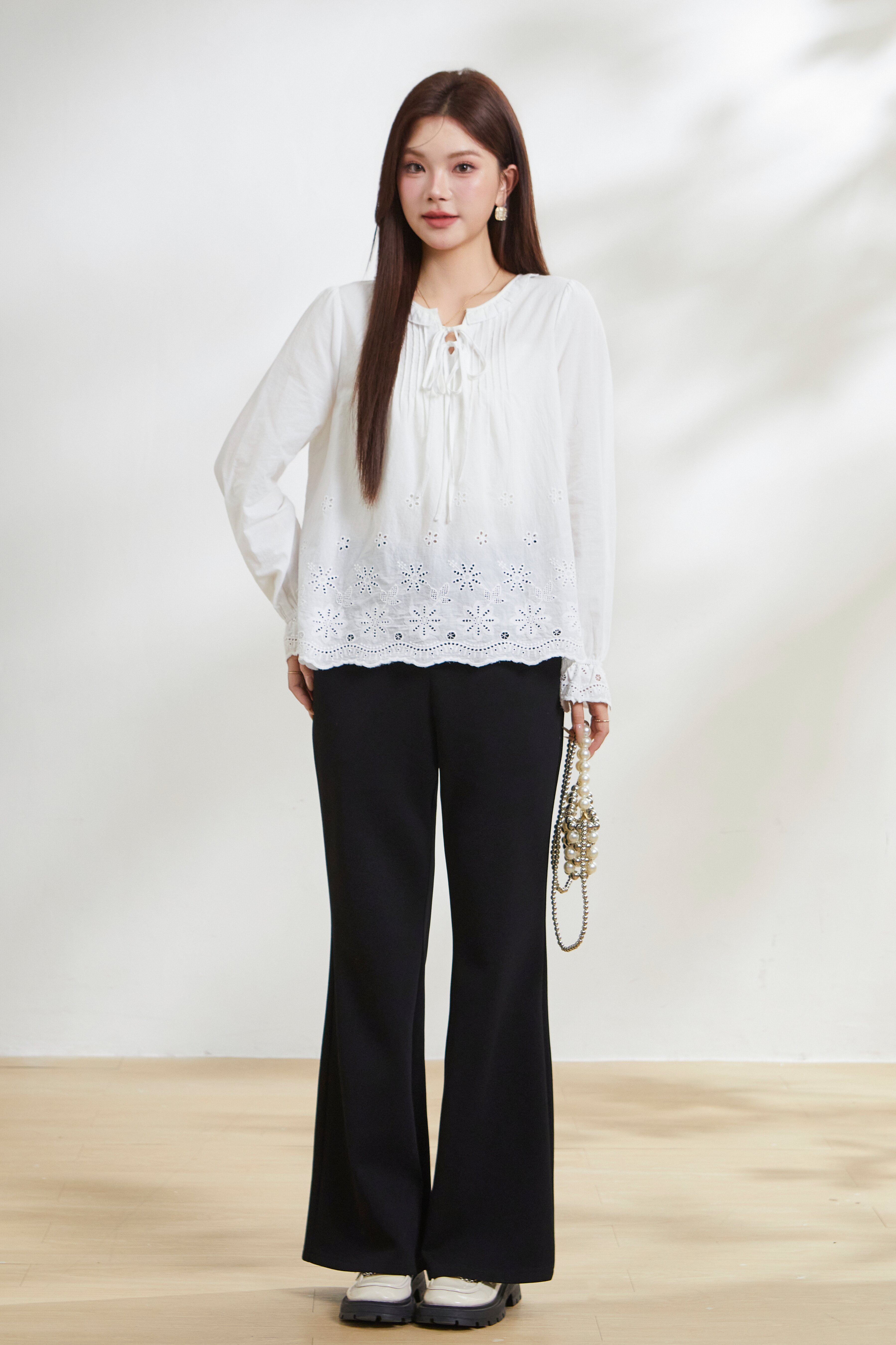 All-cotton ruffled lace blouse FCA6928
