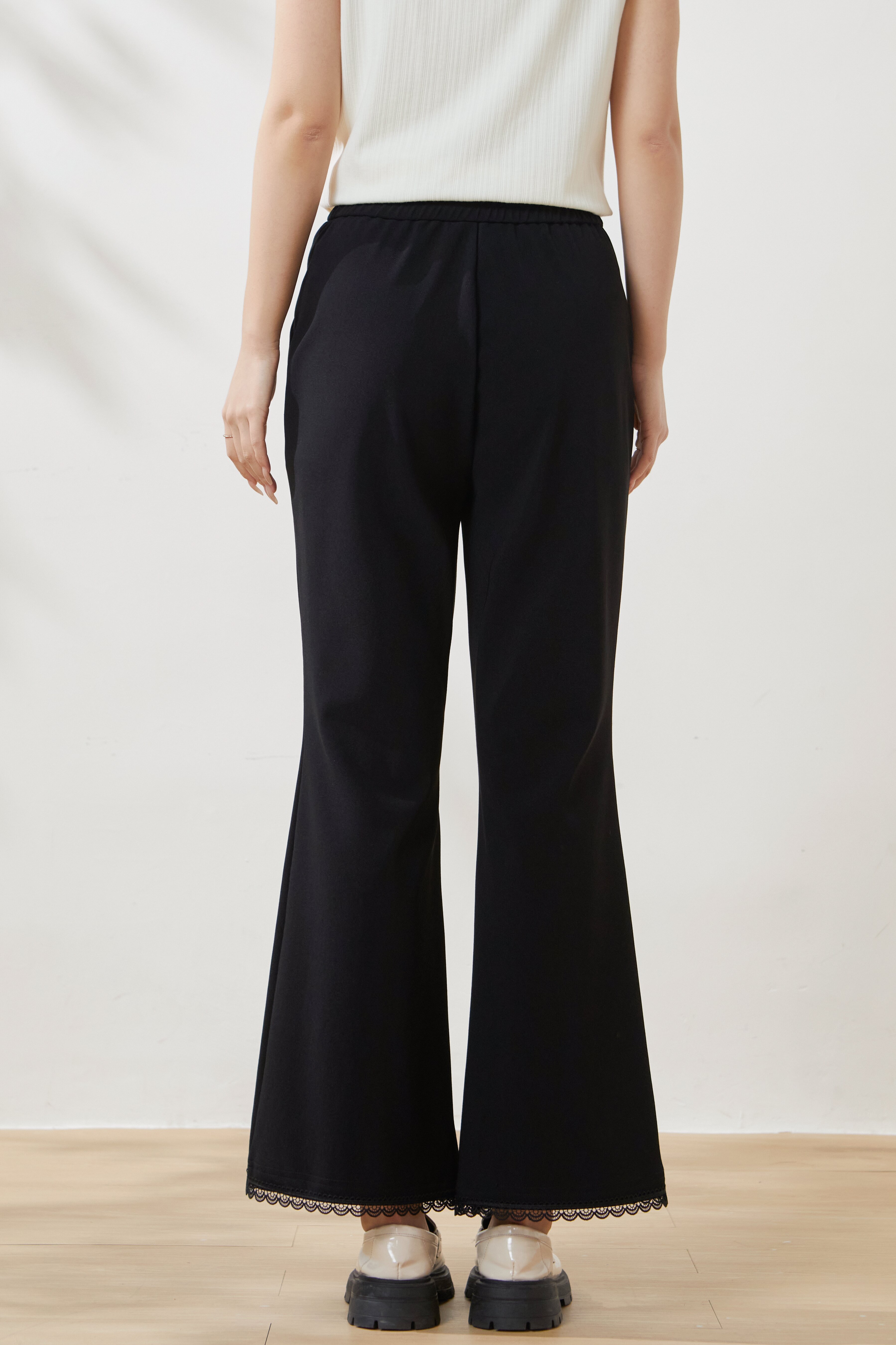 High-waisted lace-trimmed flared cropped pants FXK7021