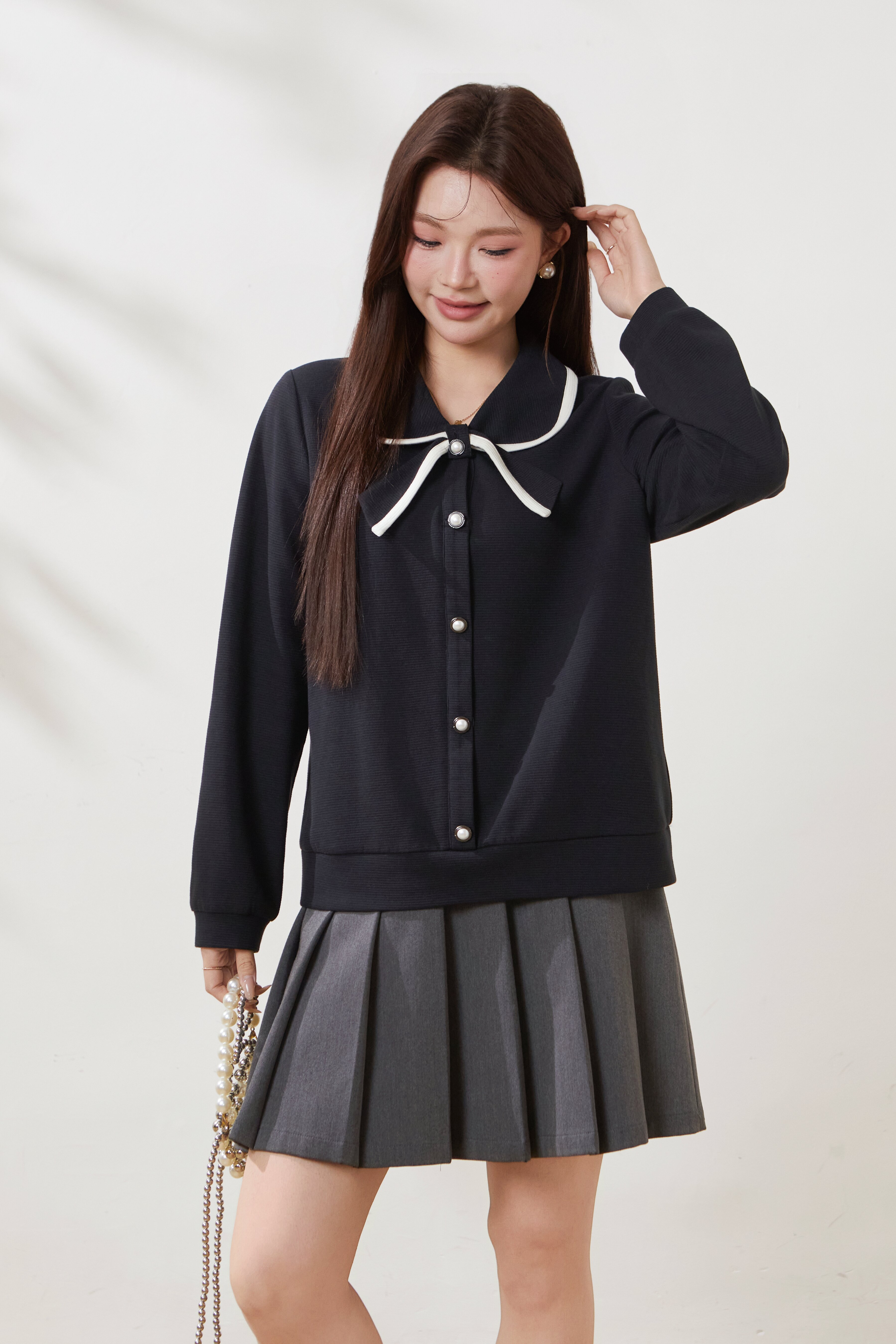 Two-tone bow-tie long-sleeve sweatshirt FCZ6957