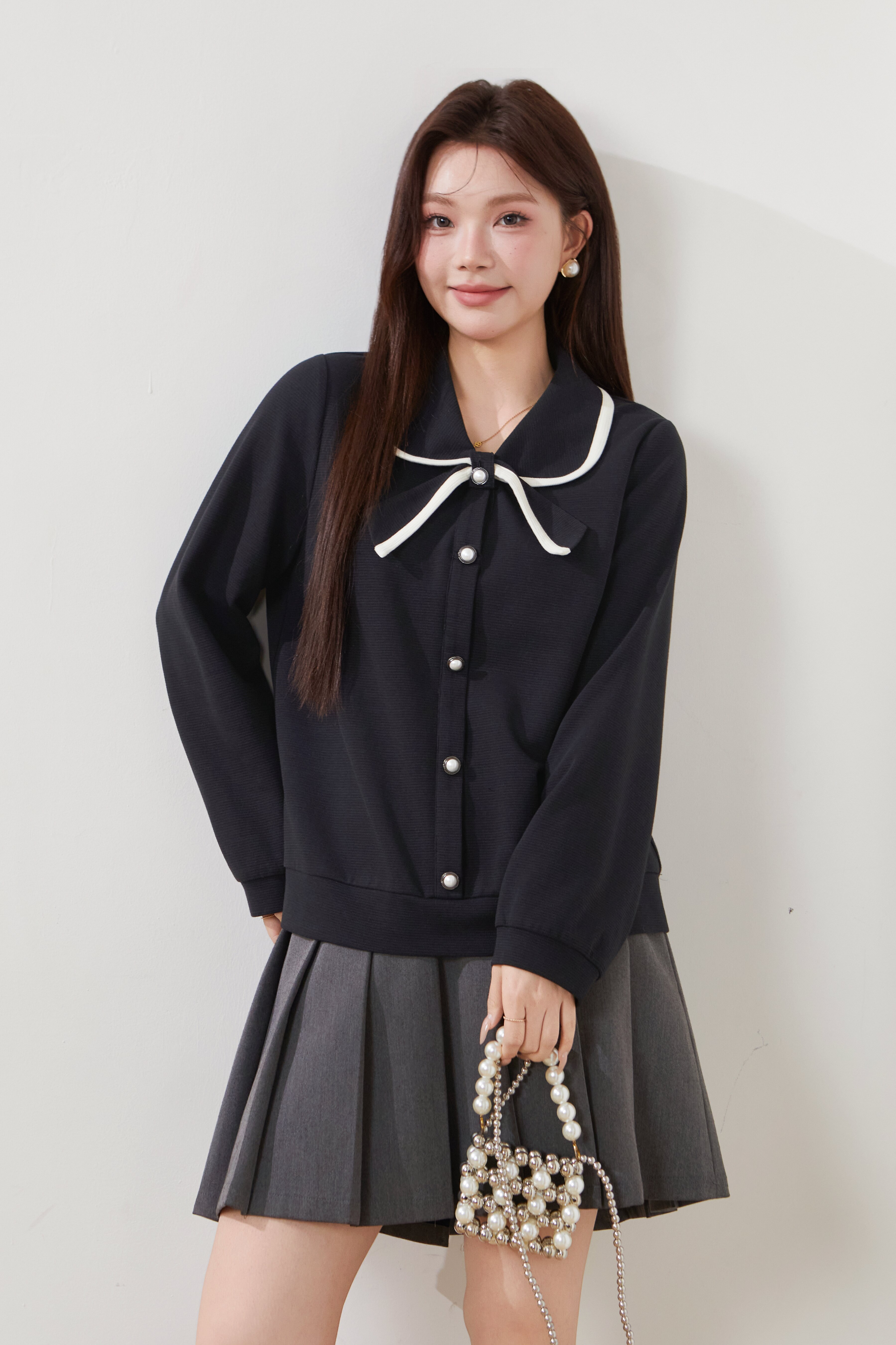 Two-tone bow-tie long-sleeve sweatshirt FCZ6957