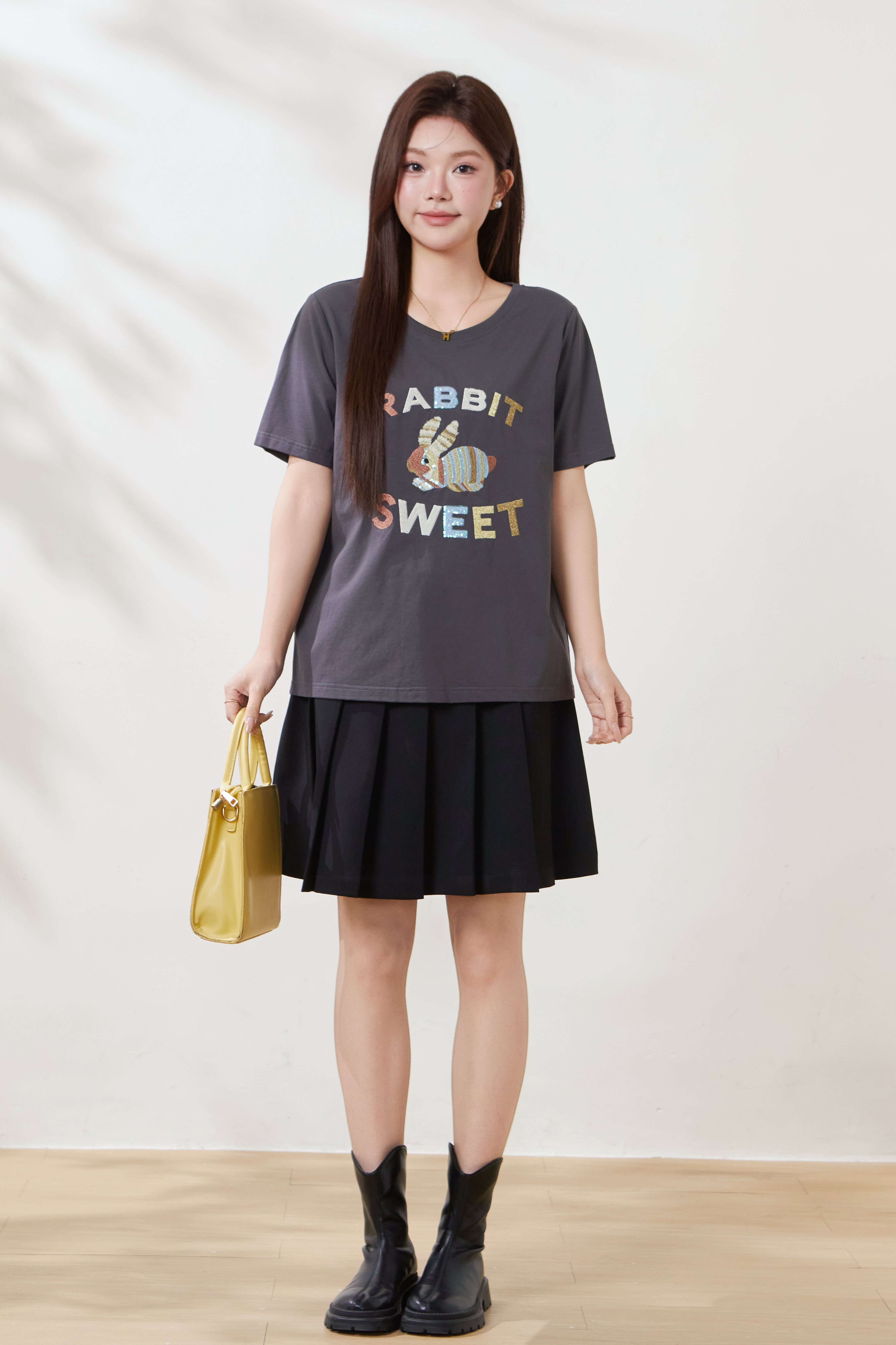 High-end three-dimensional fur embroidered knitted T-shirt FXZ7073