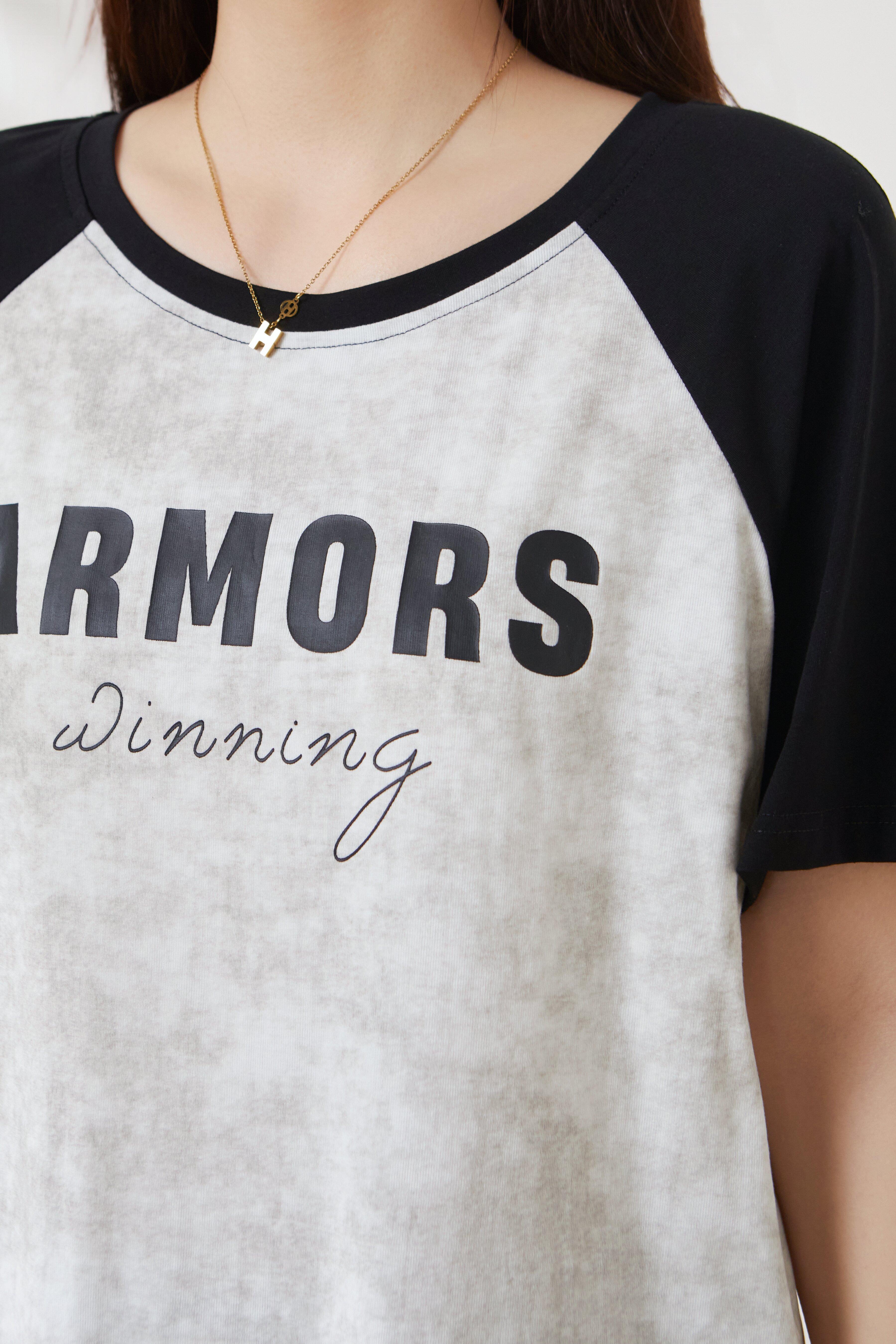 Two-tone raglan sleeve round neck printed T-shirt FXZ8013