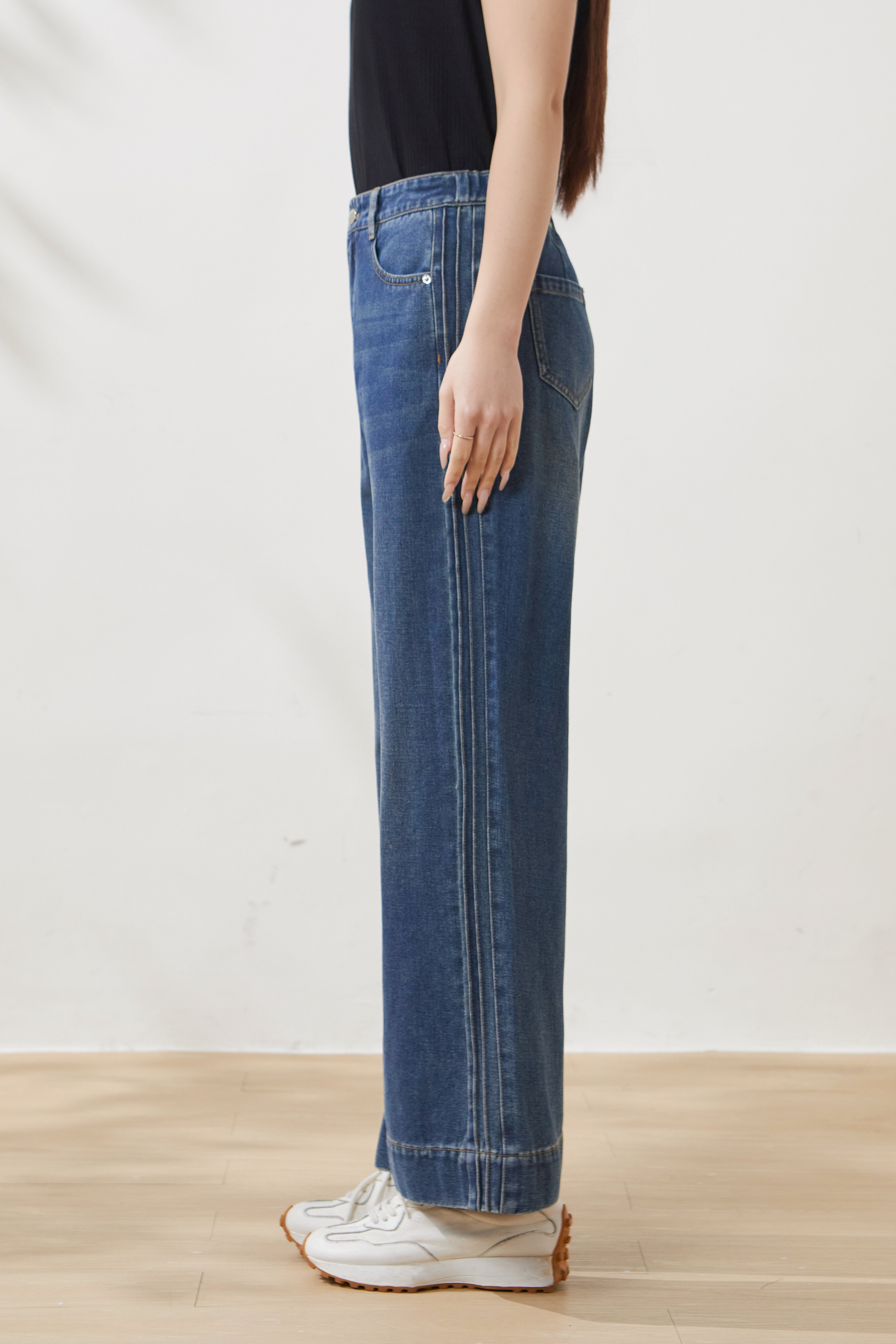 High-waisted slimming straight-leg denim pants FCK7025