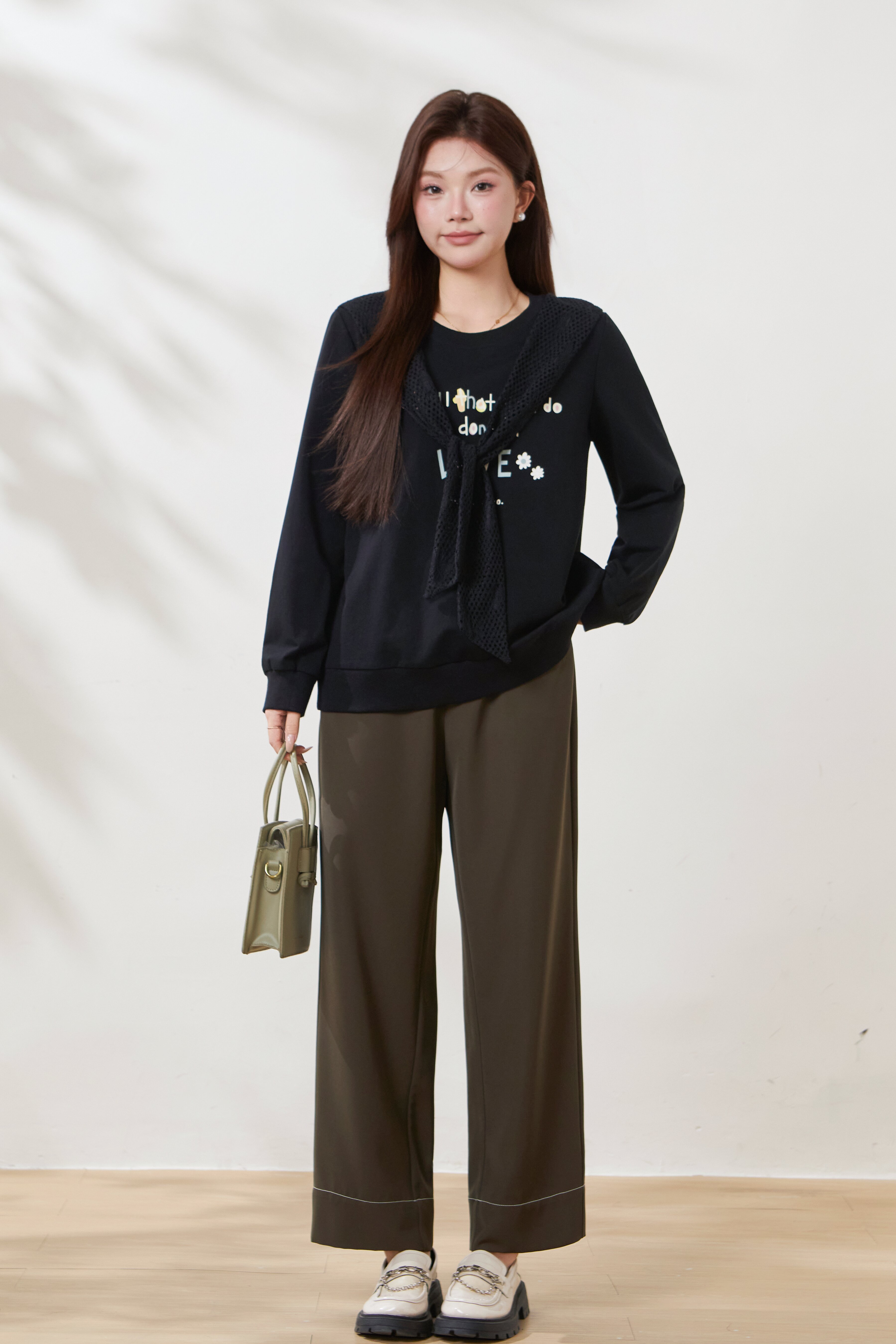 Lace Scarf Round Neck Printed Sweatshirt FCZ6866