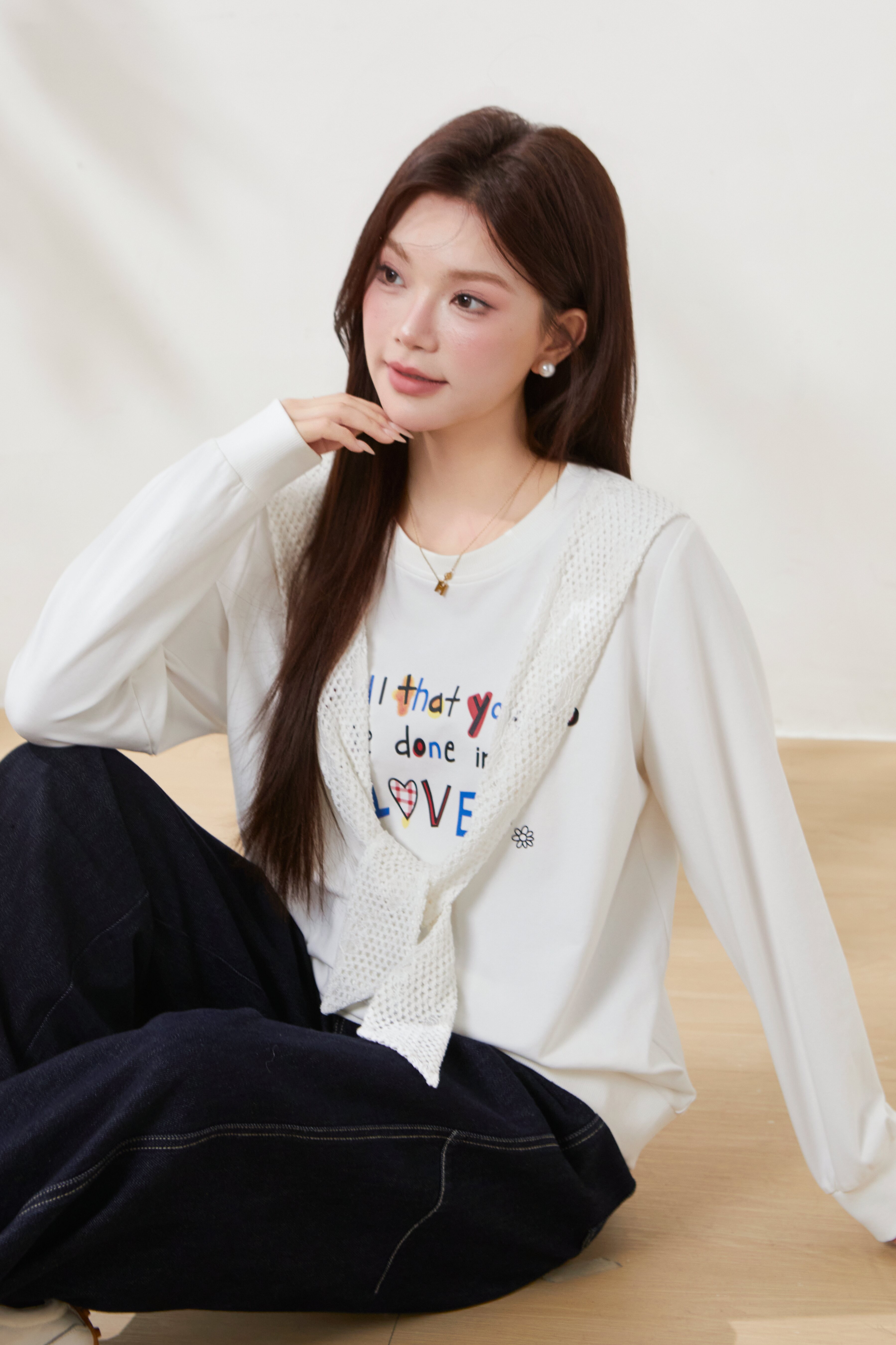 Lace Scarf Round Neck Printed Sweatshirt FCZ6866