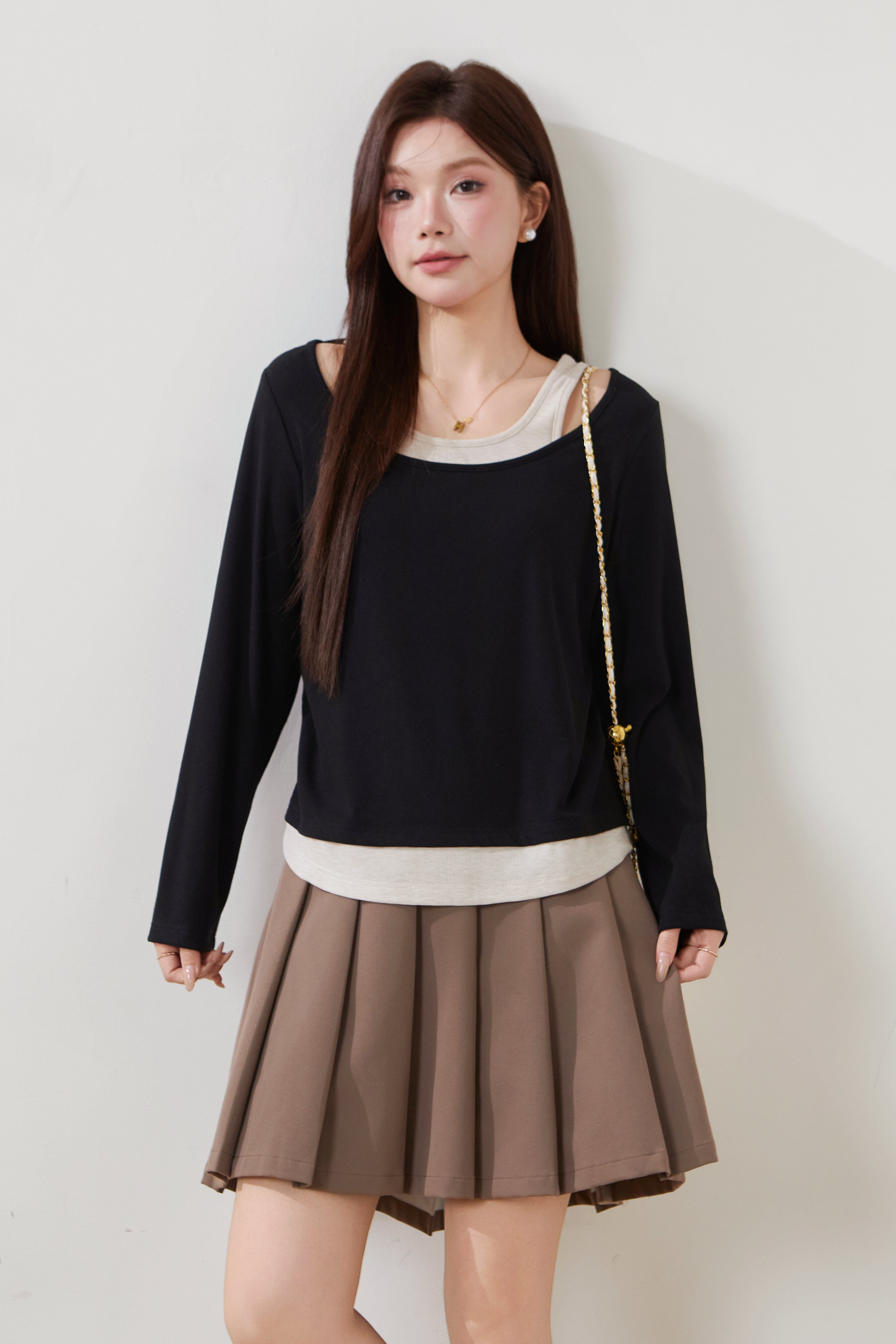 U-neck waist-cinching color-blocked faux two-piece T-shirt FCZ6985