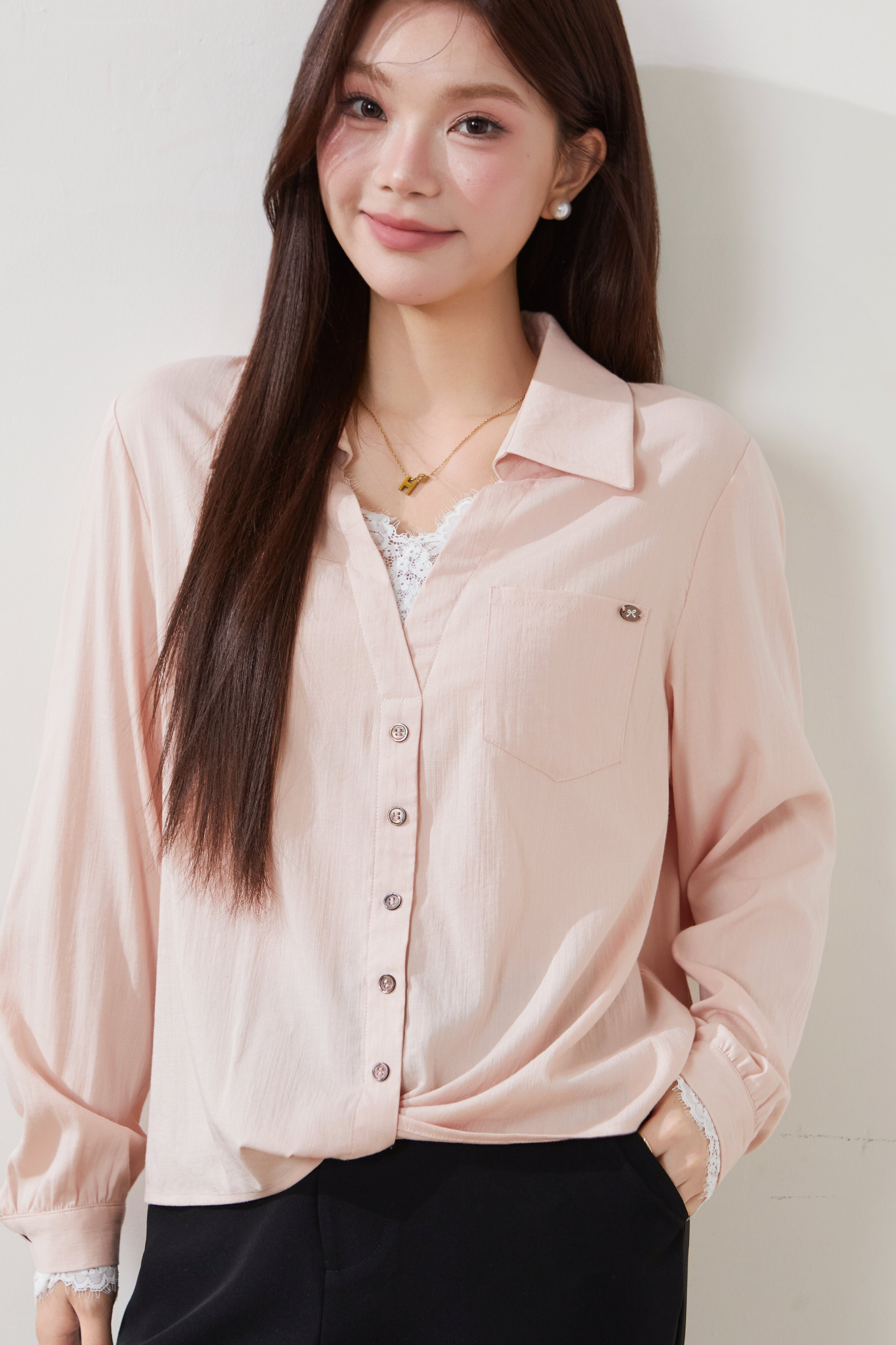 V-neck lace faux two-piece shirt FCA6899