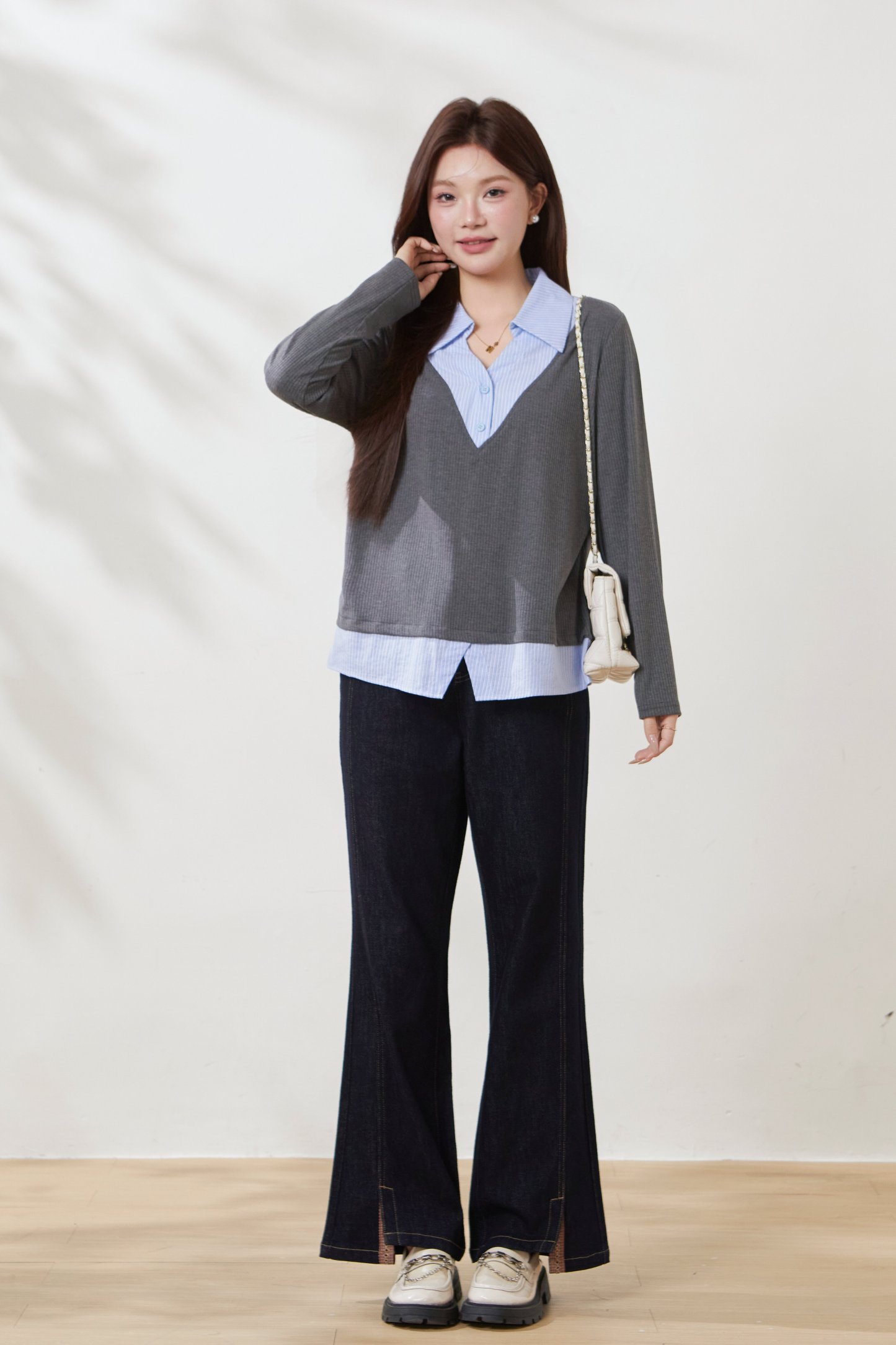 Striped V-neck faux two-piece knit shirt FCA6910