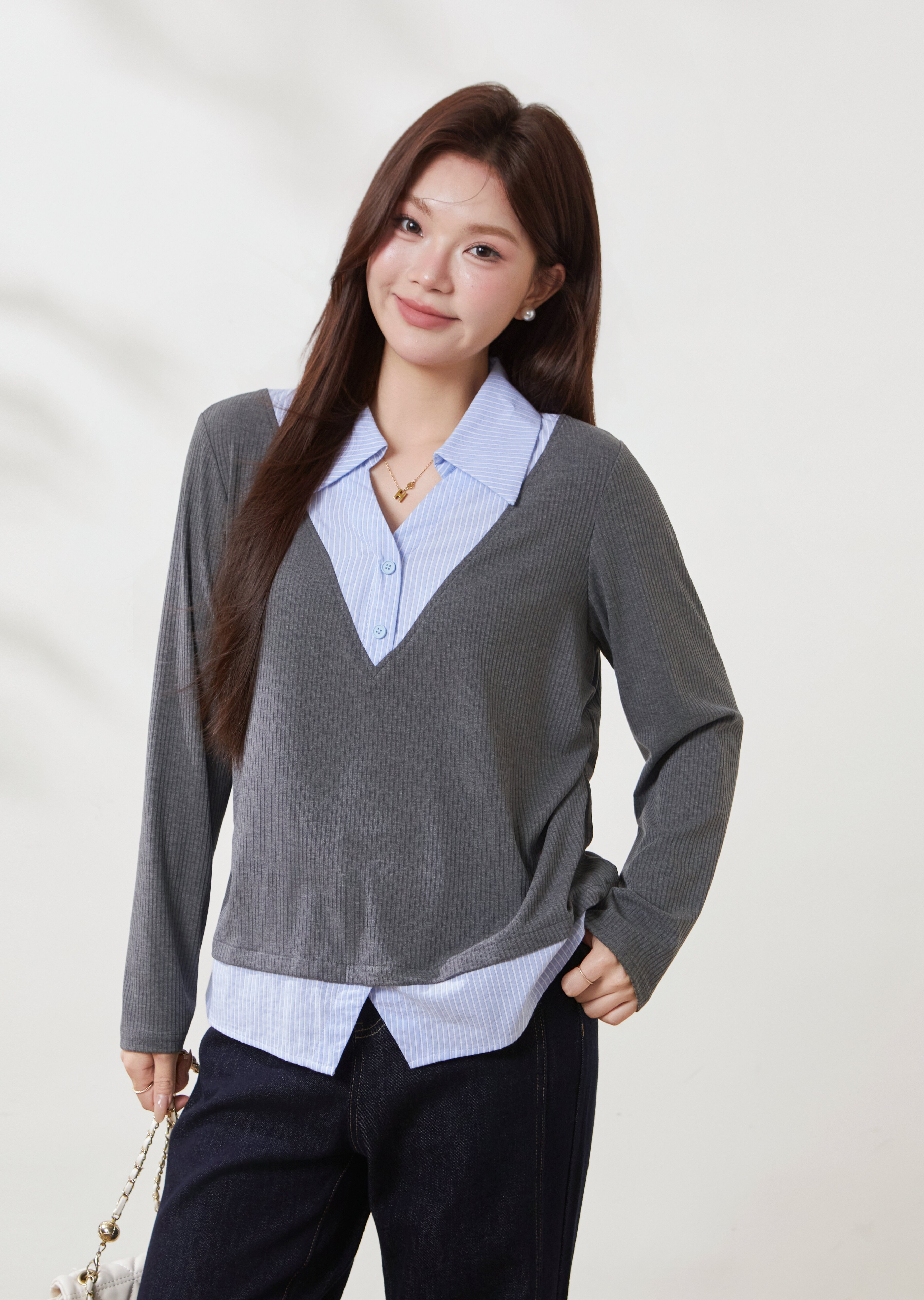 Striped V-neck faux two-piece knit shirt FCA6910