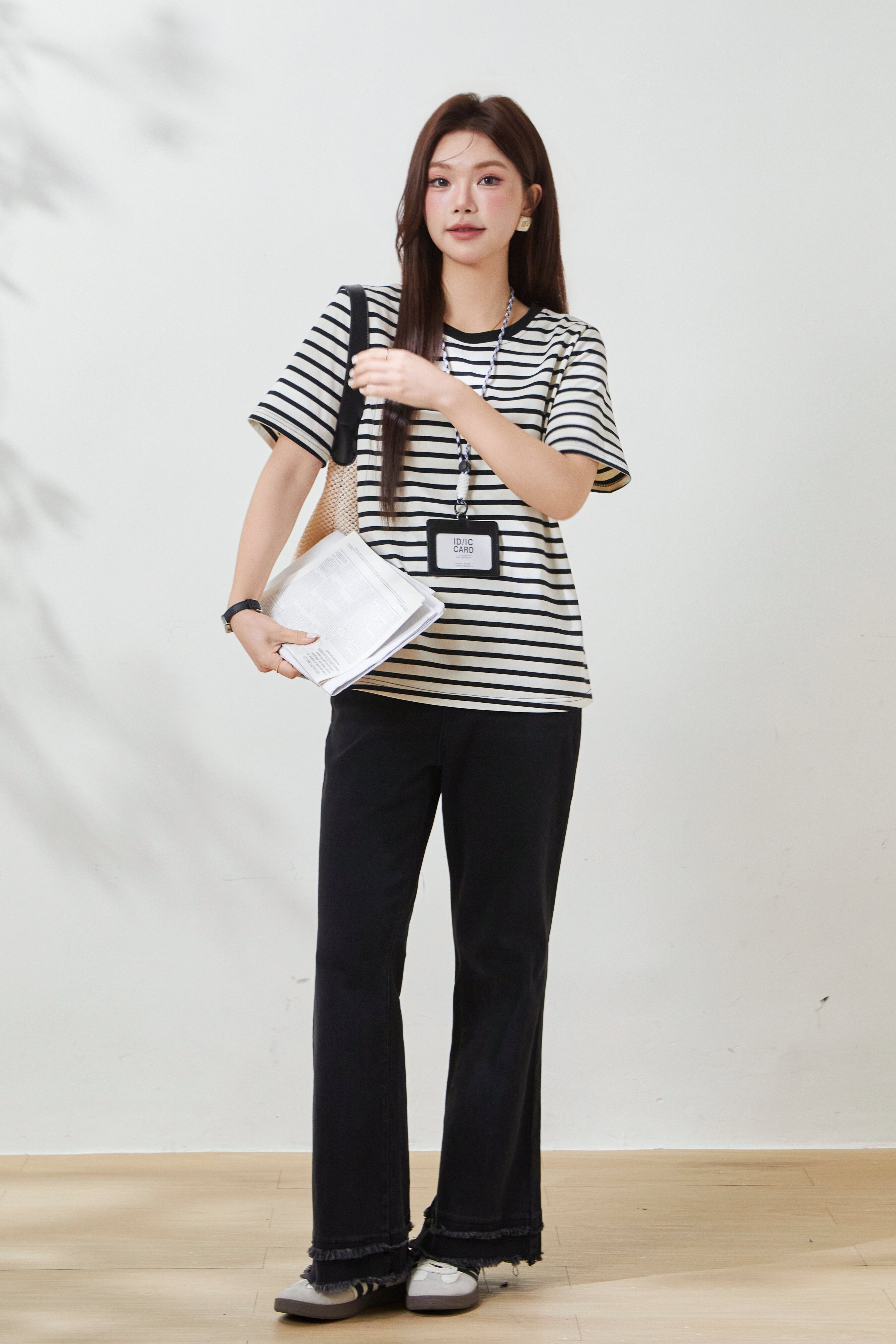Round-neck knitted striped T-shirt FCZ6986