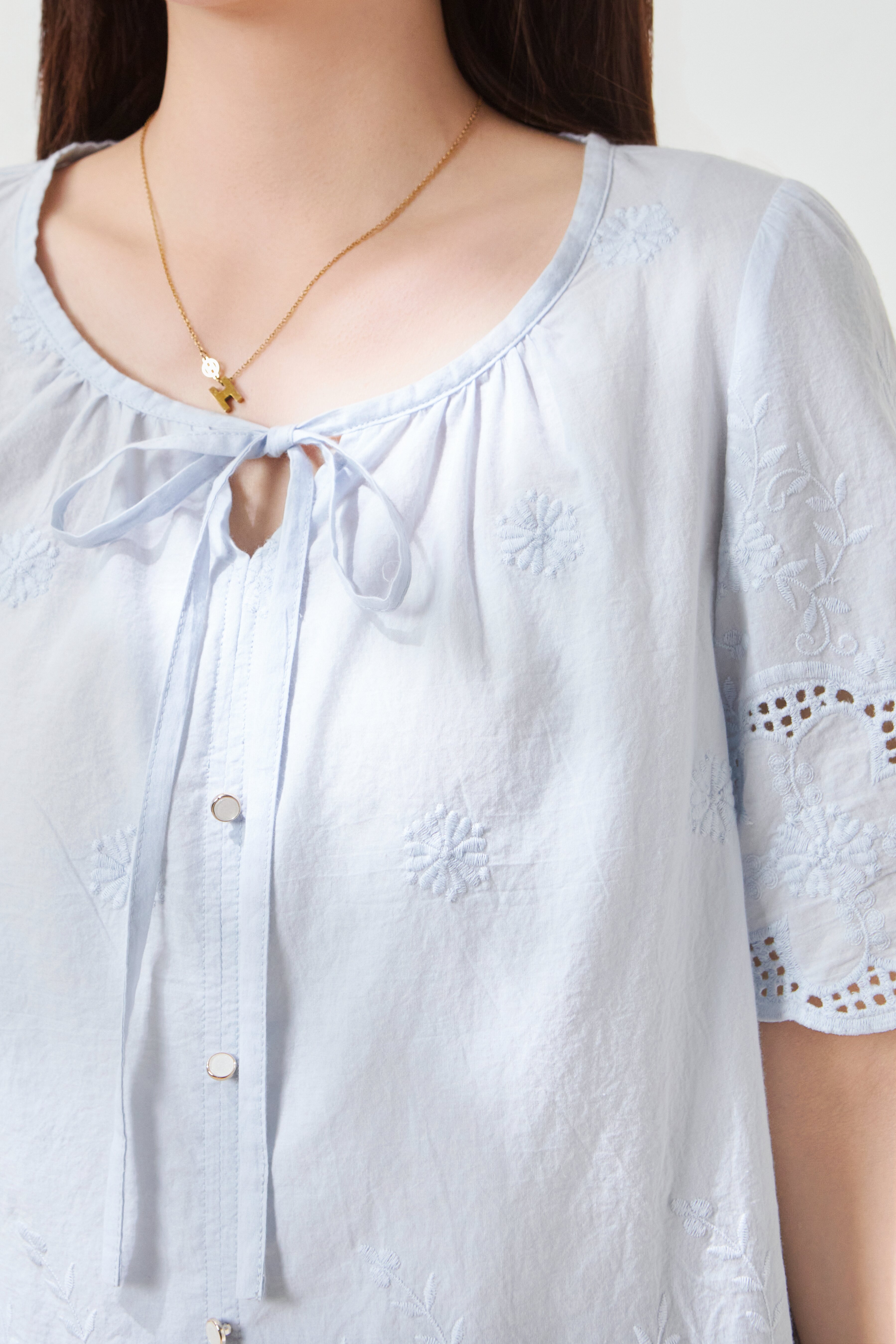 Puff Sleeve Cotton Embroidered Blouse FXA7032