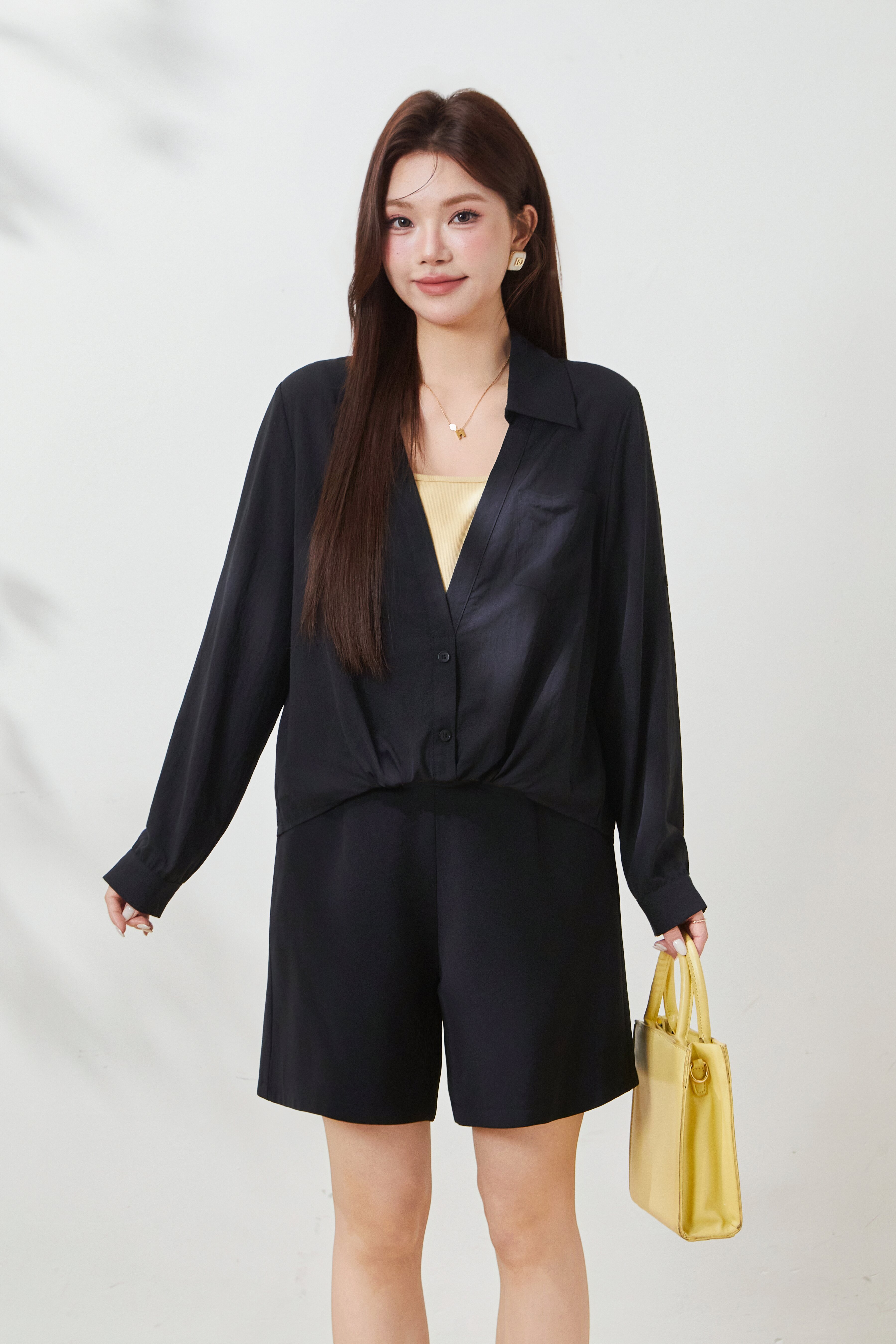 Two-tone faux two-piece V-neck blouse FCA6889