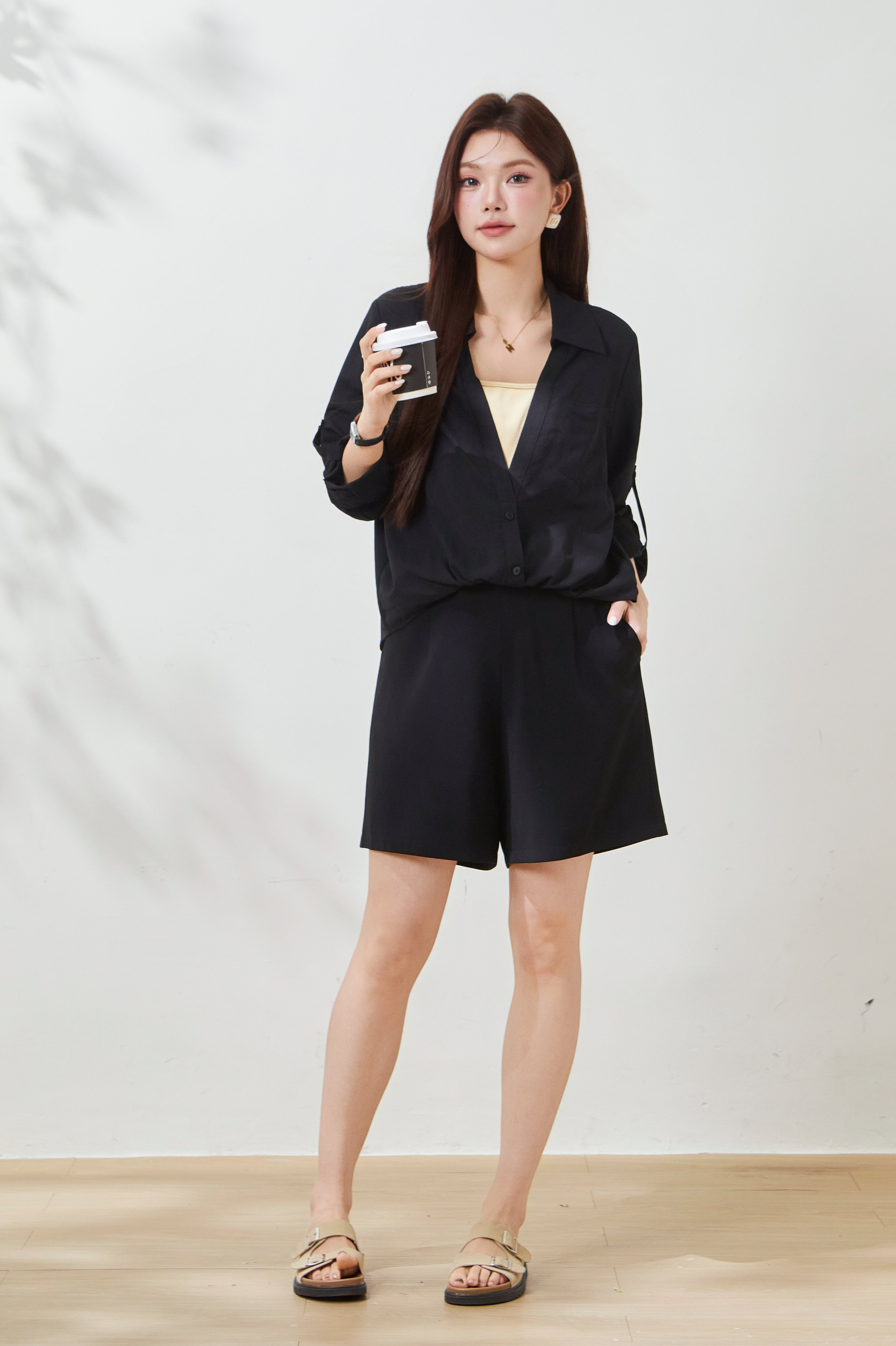 Two-tone faux two-piece V-neck blouse FCA6889