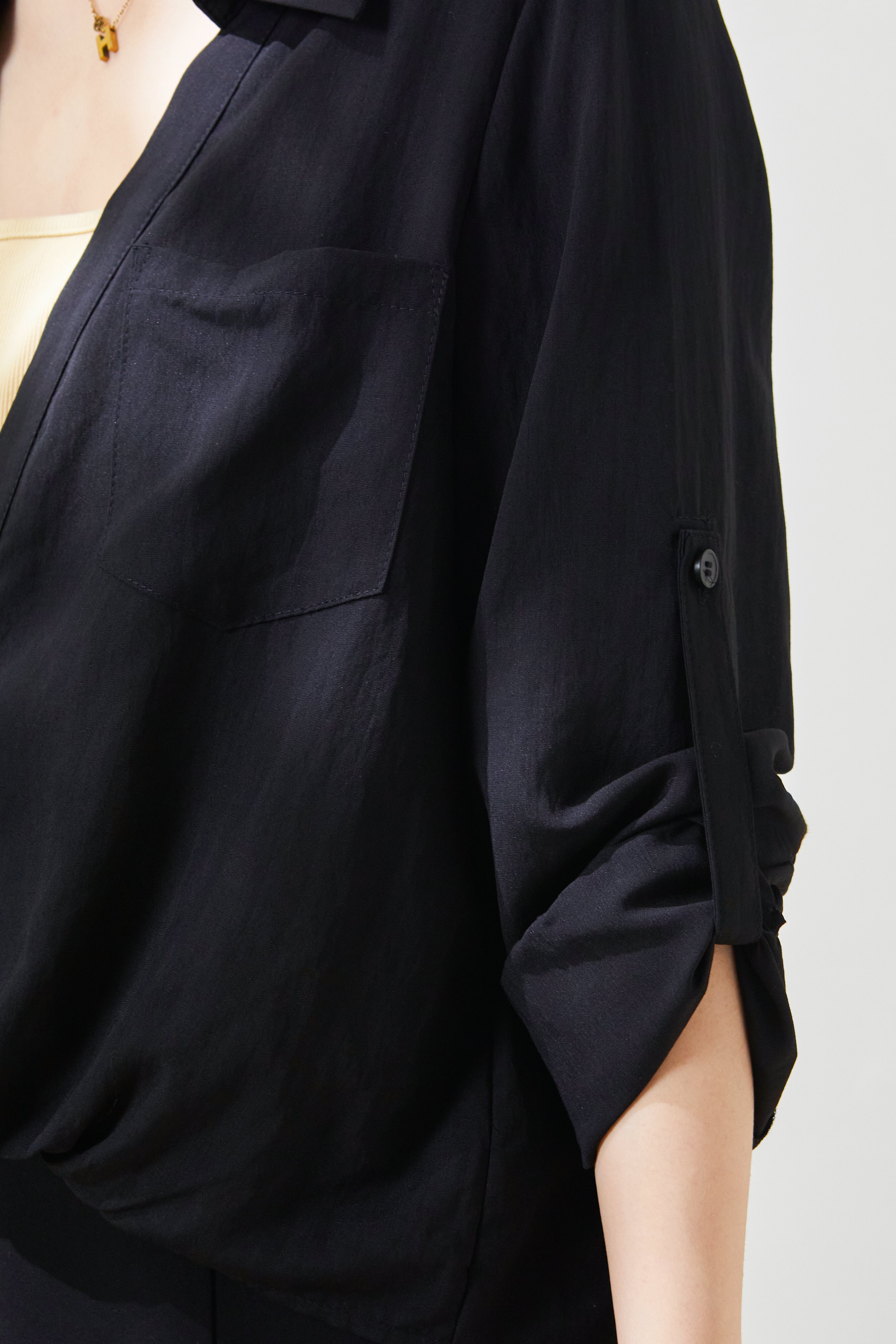 Two-tone faux two-piece V-neck blouse FCA6889