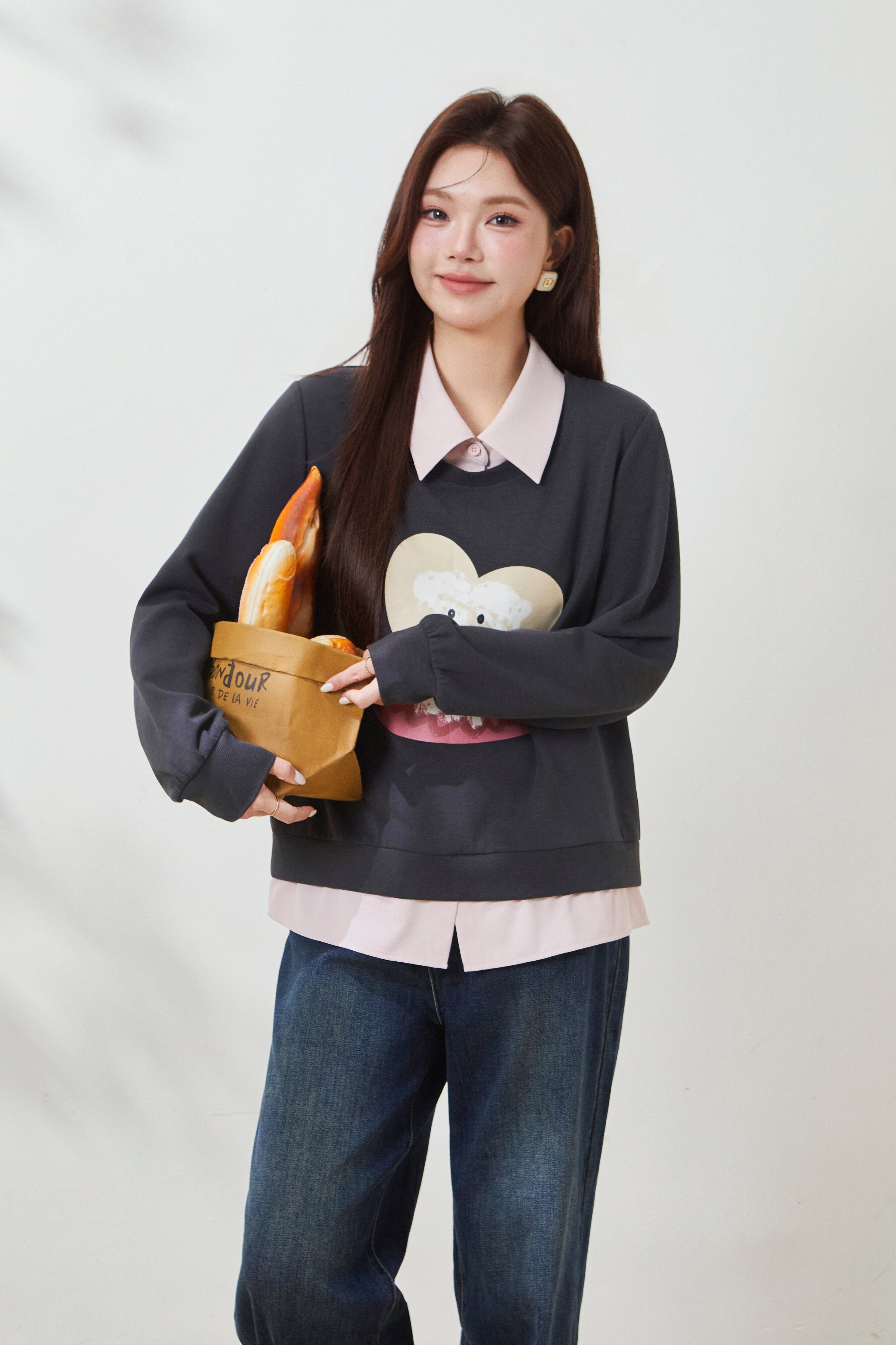 Fake two-piece color-blocked printed top with turn-down collar FCZ7081